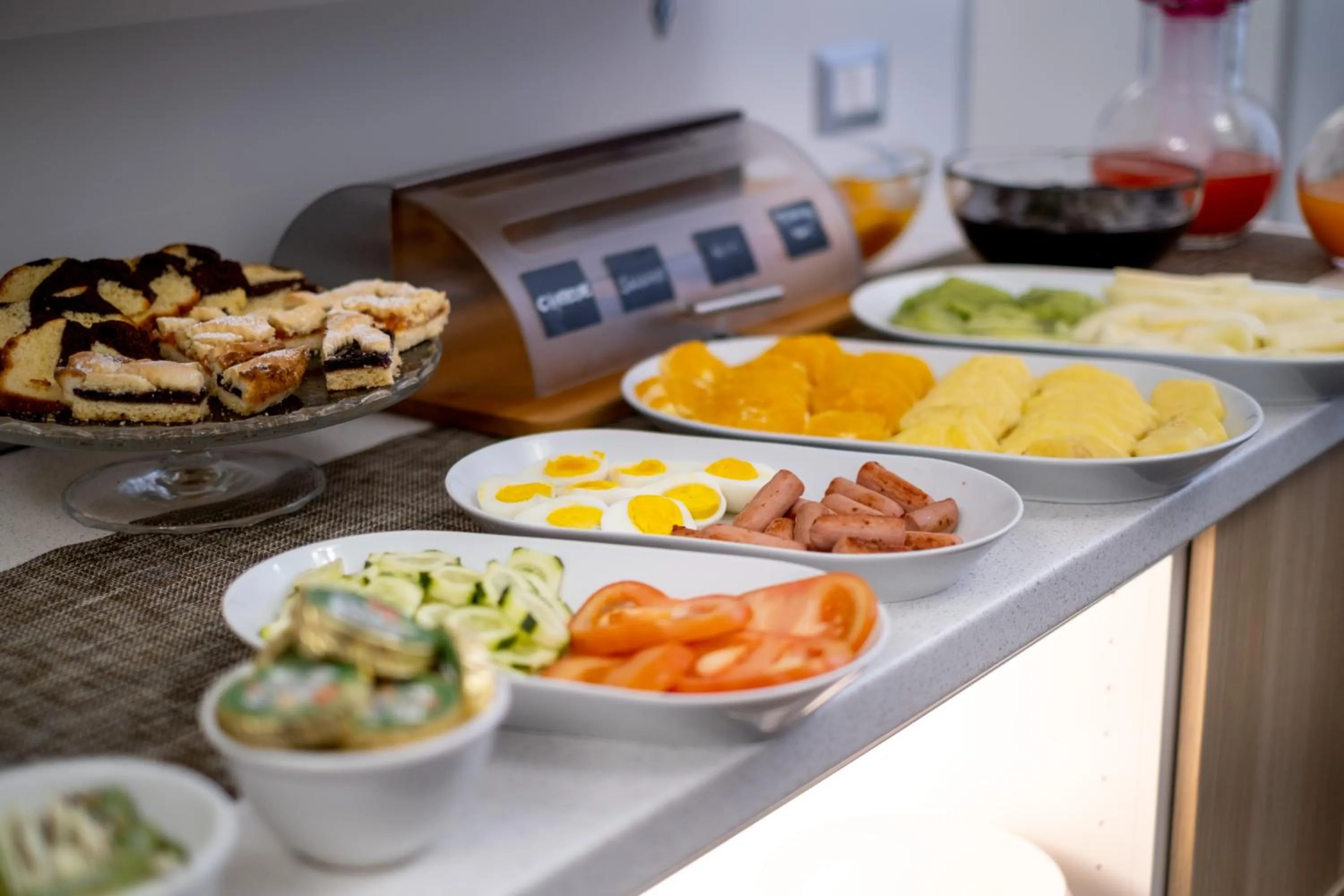 Food and drinks in Arch Rome Suites