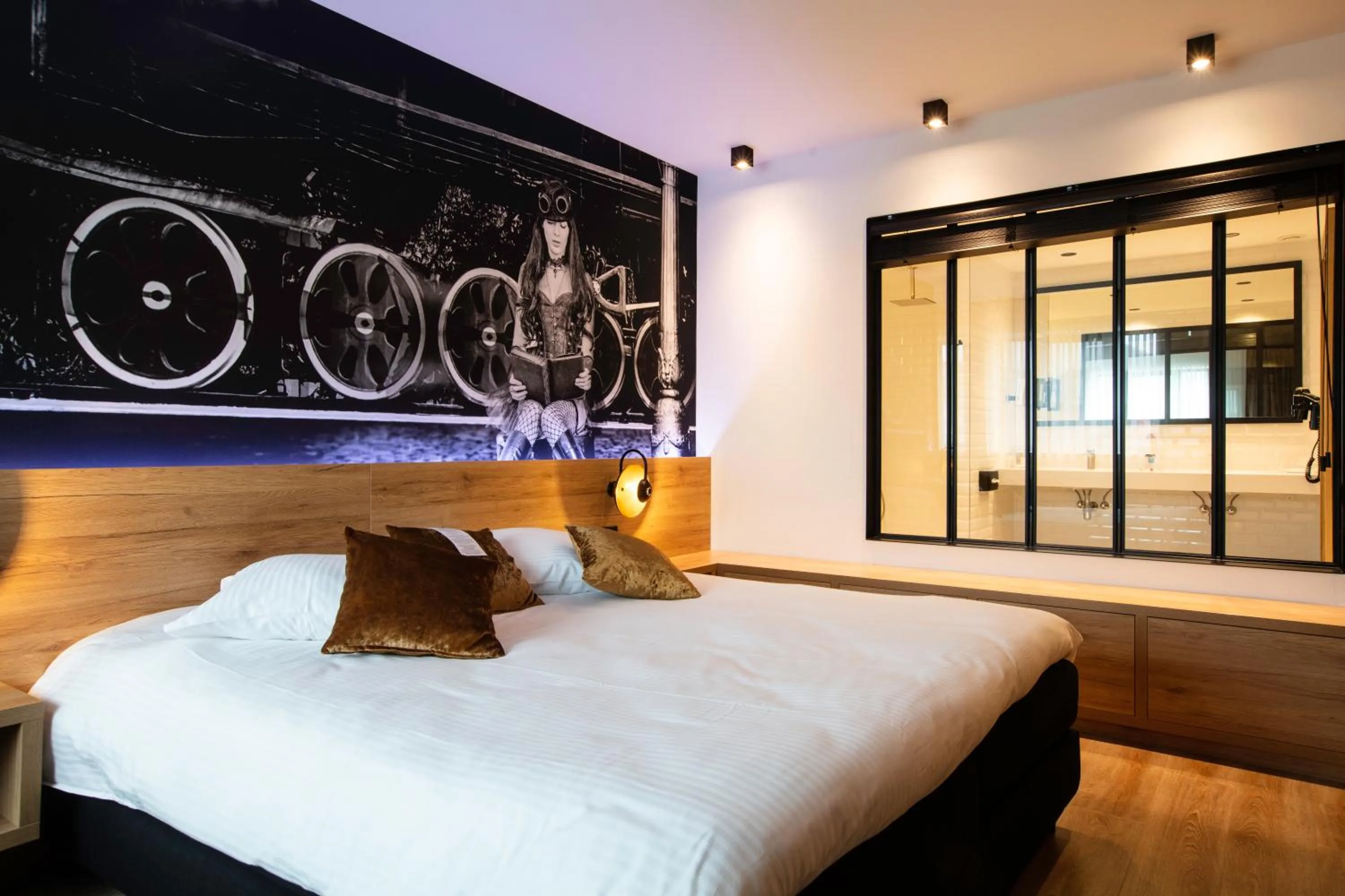 Bed in Hotel Leo Station, Villa et Annexes