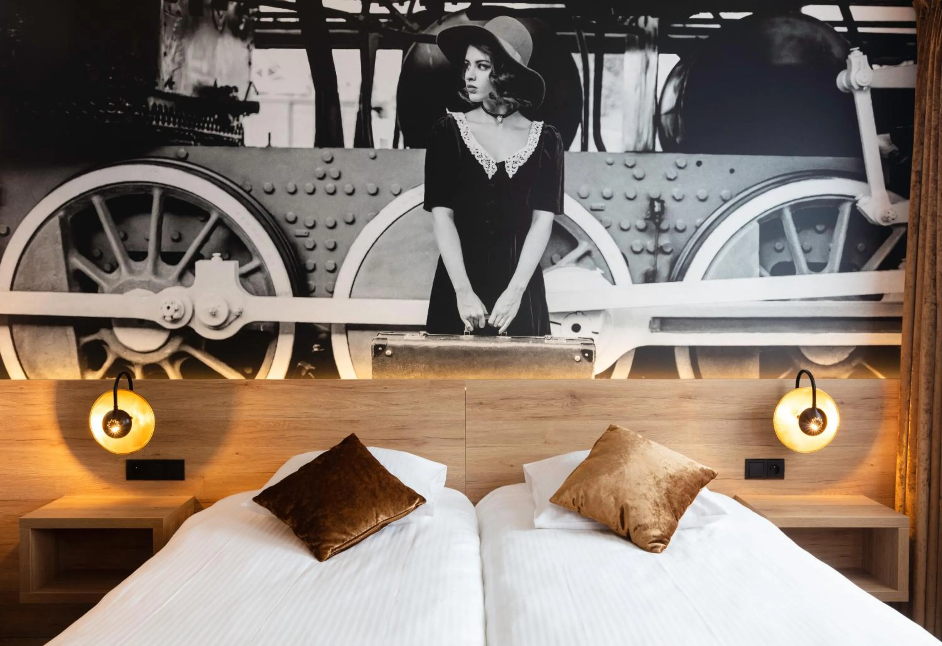 Bed in Hotel Leo Station, Villa et Annexes