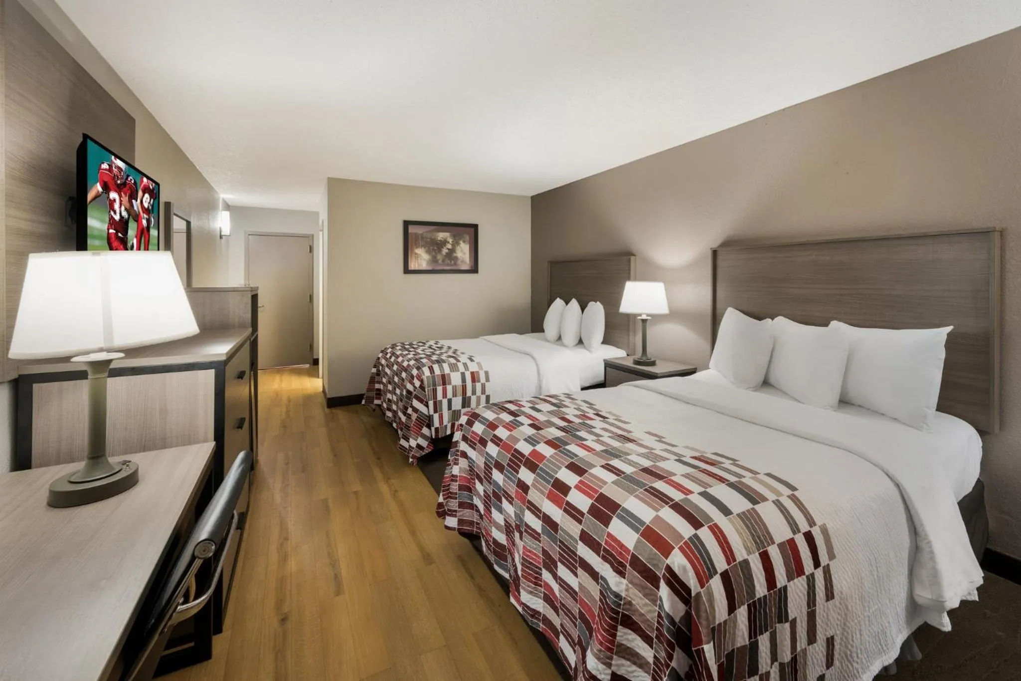 Photo of the whole room, Bed in Red Roof Inn Dumfries-Quantico