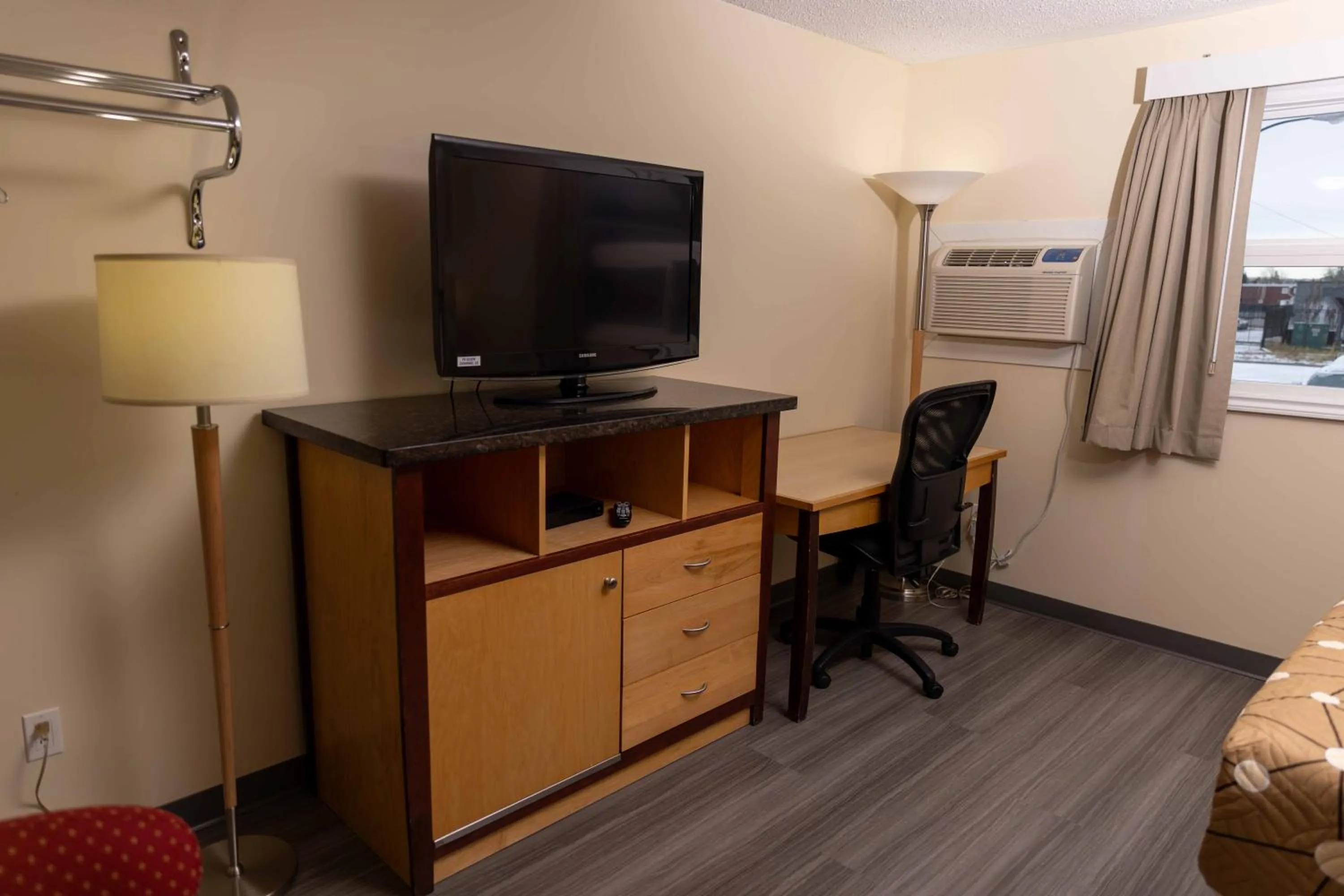 TV and multimedia in Northern Lights Inn