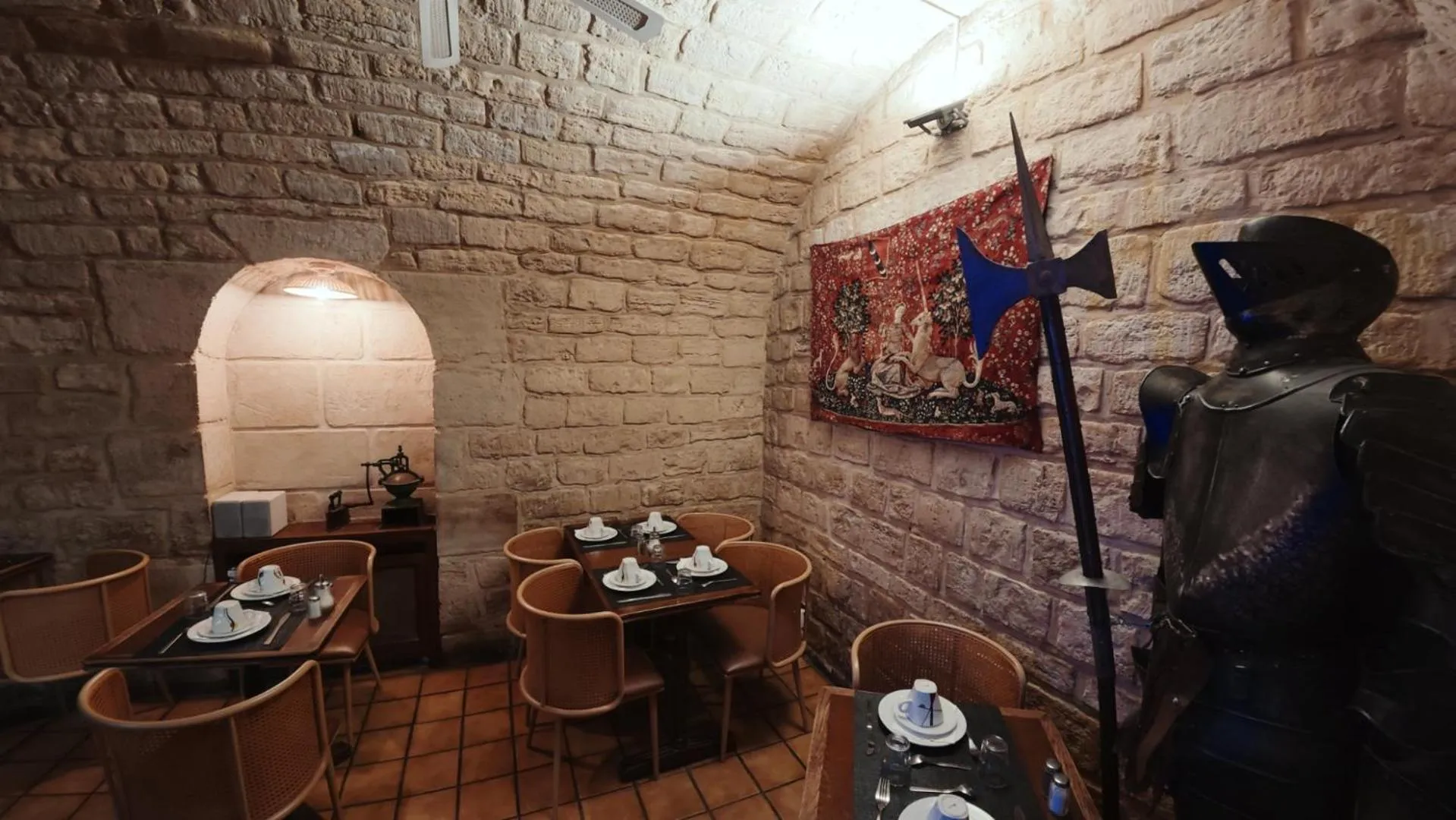 Breakfast in New Hôtel Gare Du Nord