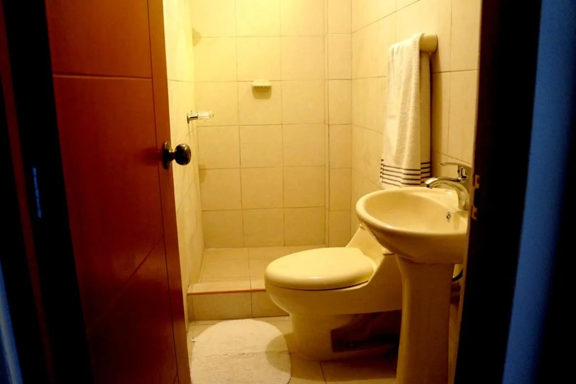 Bathroom in Casa del Inka Perú