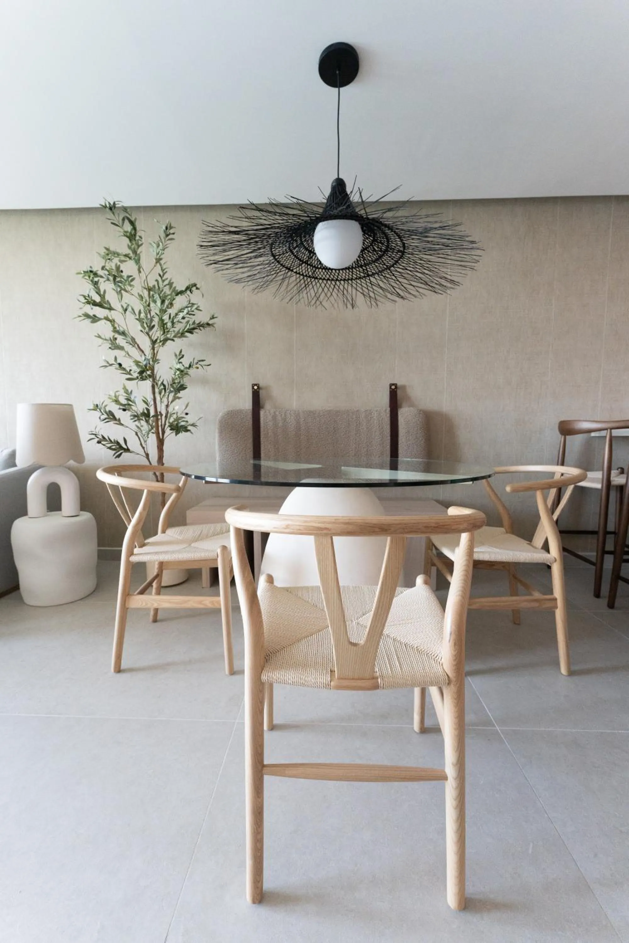 Dining area in OCEAN VIEW DELUXE SUITE: PVT. BEACH & POOL