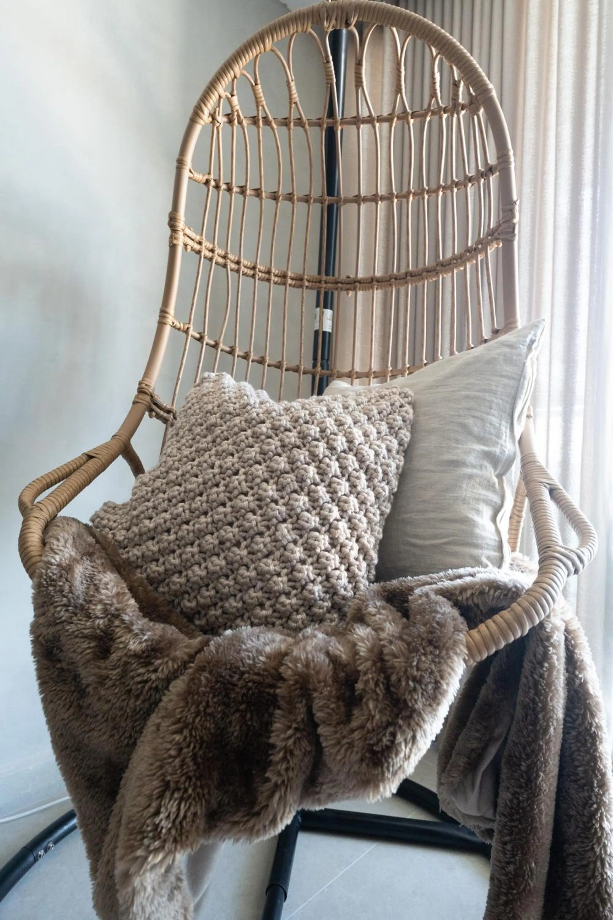 OCEAN VIEW DELUXE SUITE: PVT. BEACH & POOL