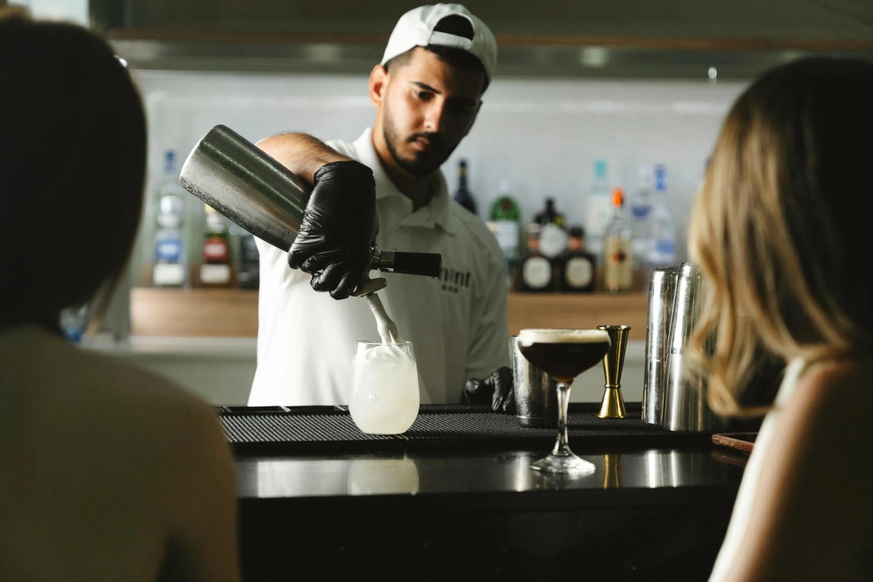 Lounge or bar in OCEAN VIEW DELUXE SUITE: PVT. BEACH & POOL