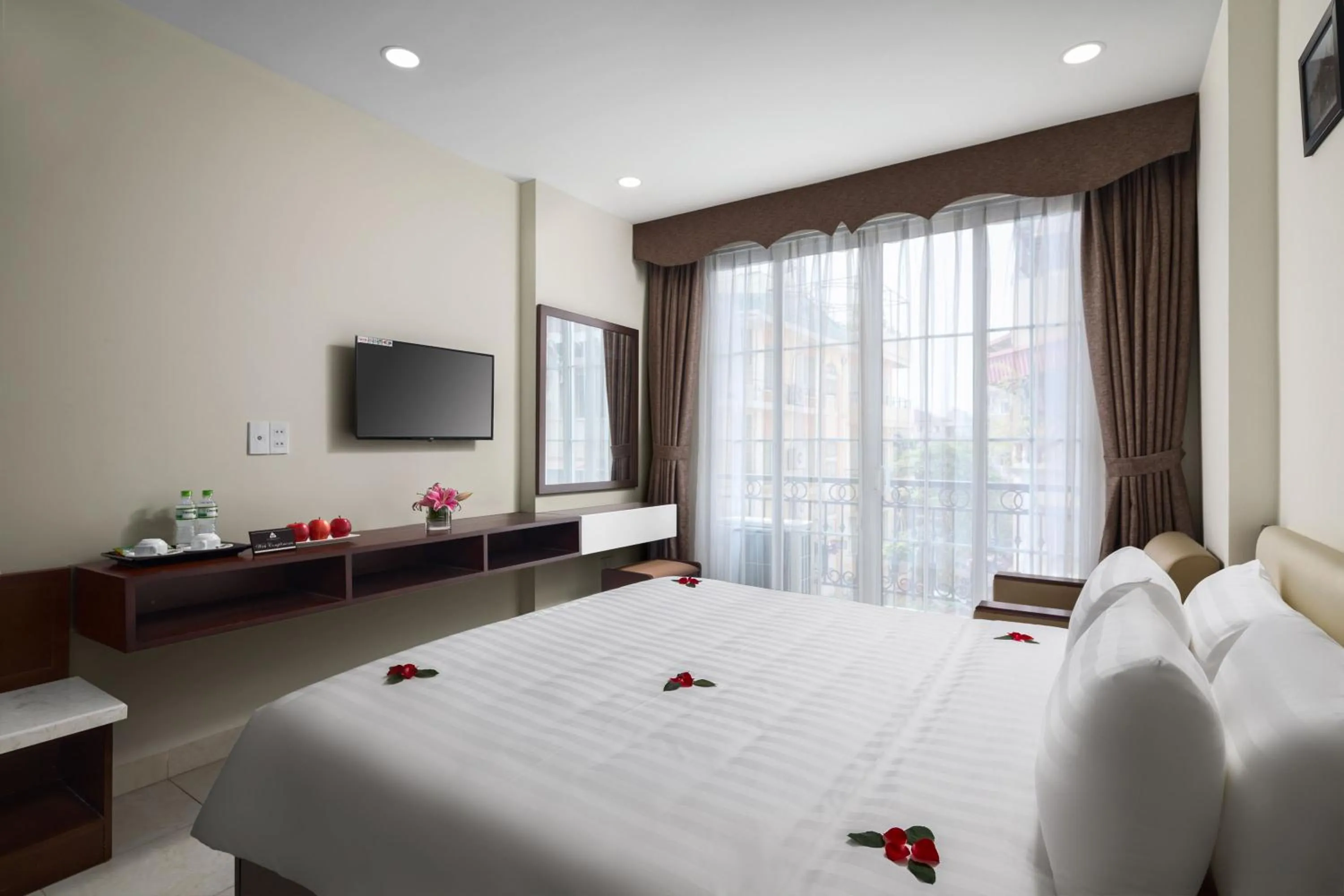 Bedroom, Bed in Dream Central Hotel & Spa - Hanoi Old Quarter