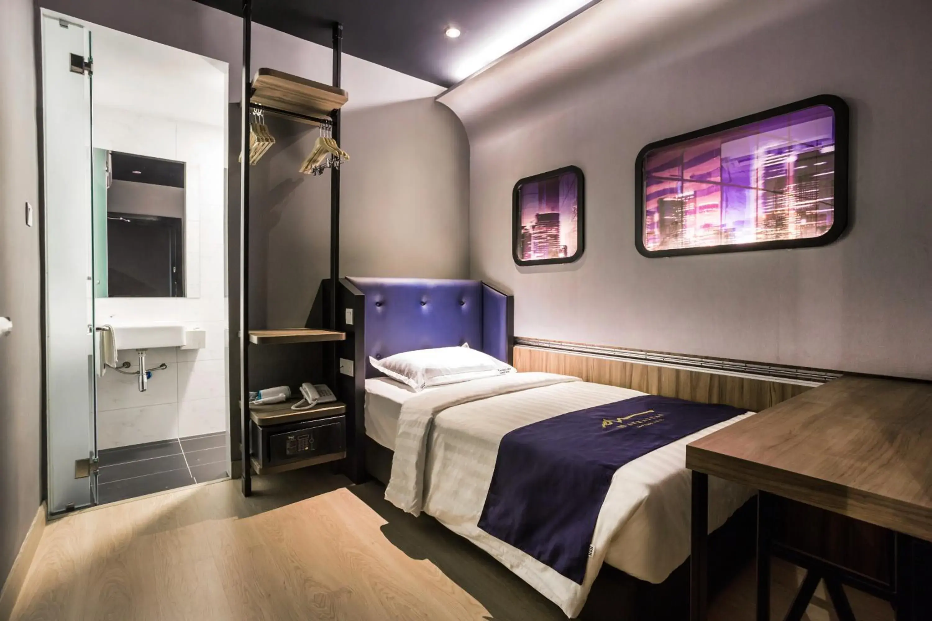 Deluxe Single Room in Manhattan Business Hotel TTDI Deluxe Single Room in Manhattan Business Hotel TTDI