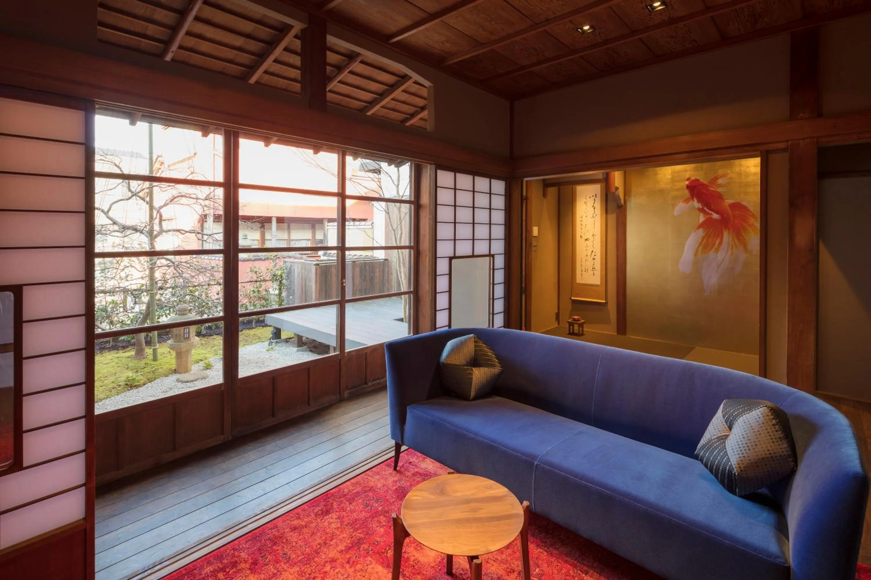 Garden in Hikoso-machi Kin no Ma