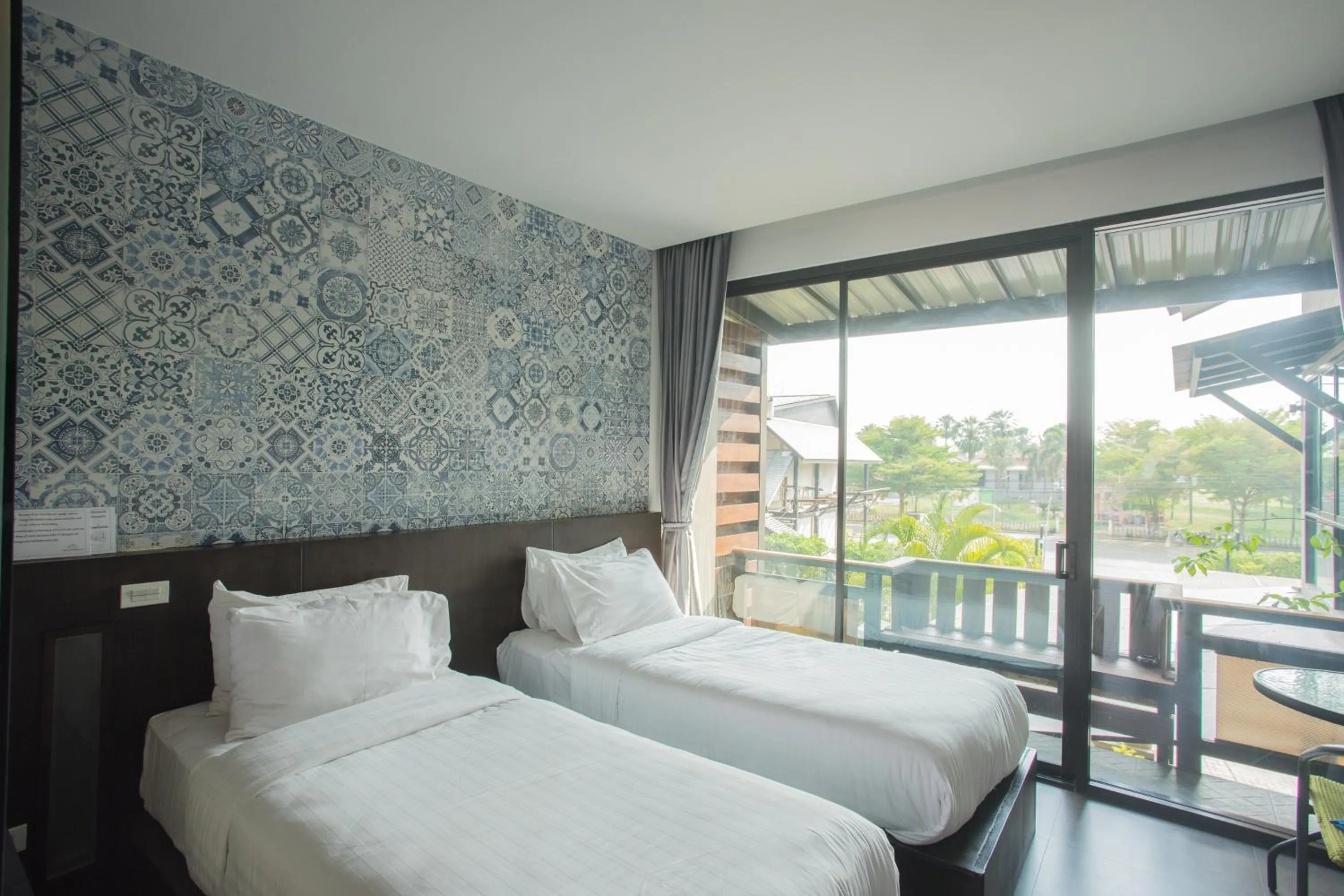 Photo of the whole room, Bed in Anantaya Home