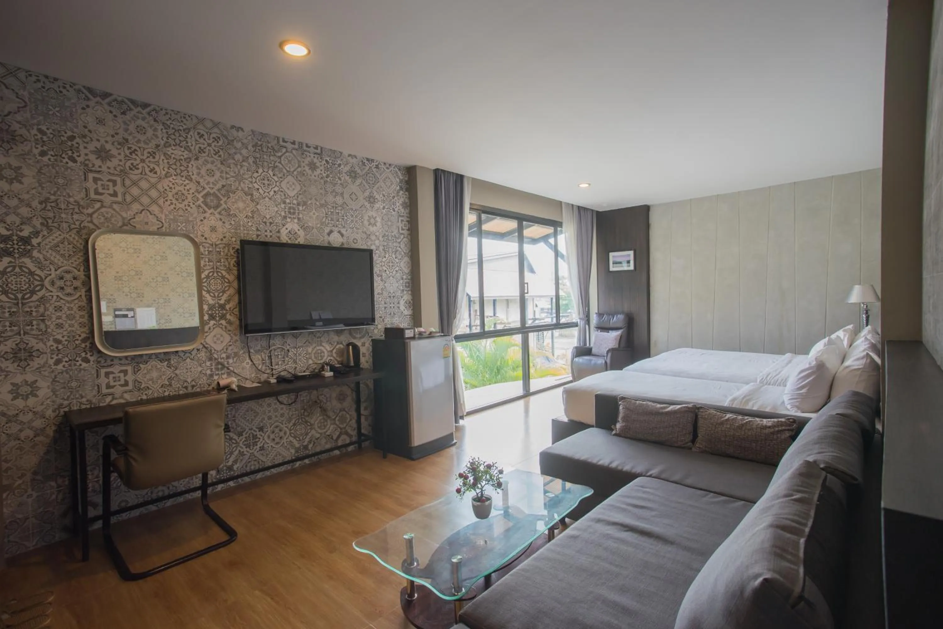 Photo of the whole room, Bed in Anantaya Home