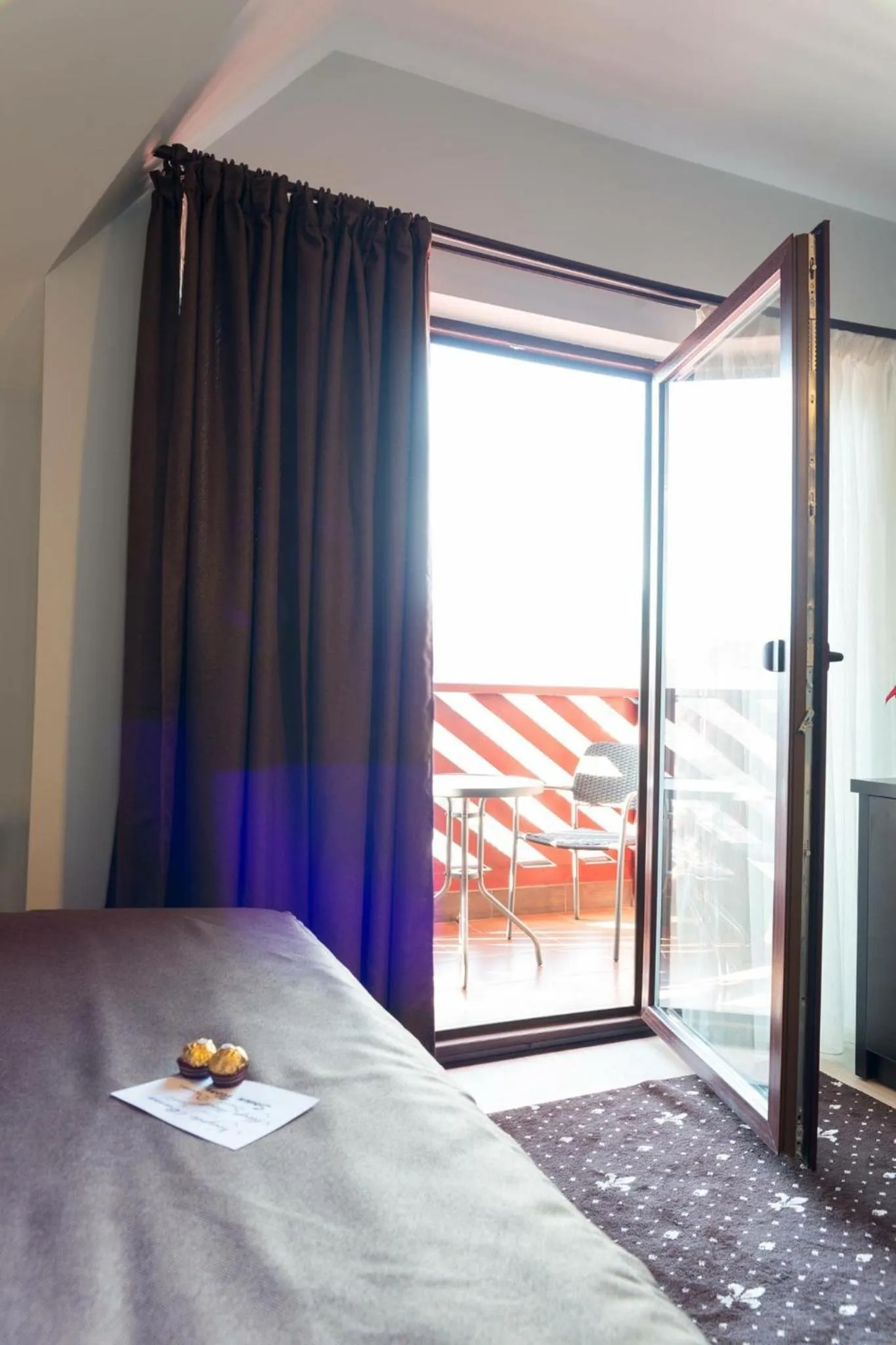 Photo of the whole room, Bed in Pridvorul Haiducilor