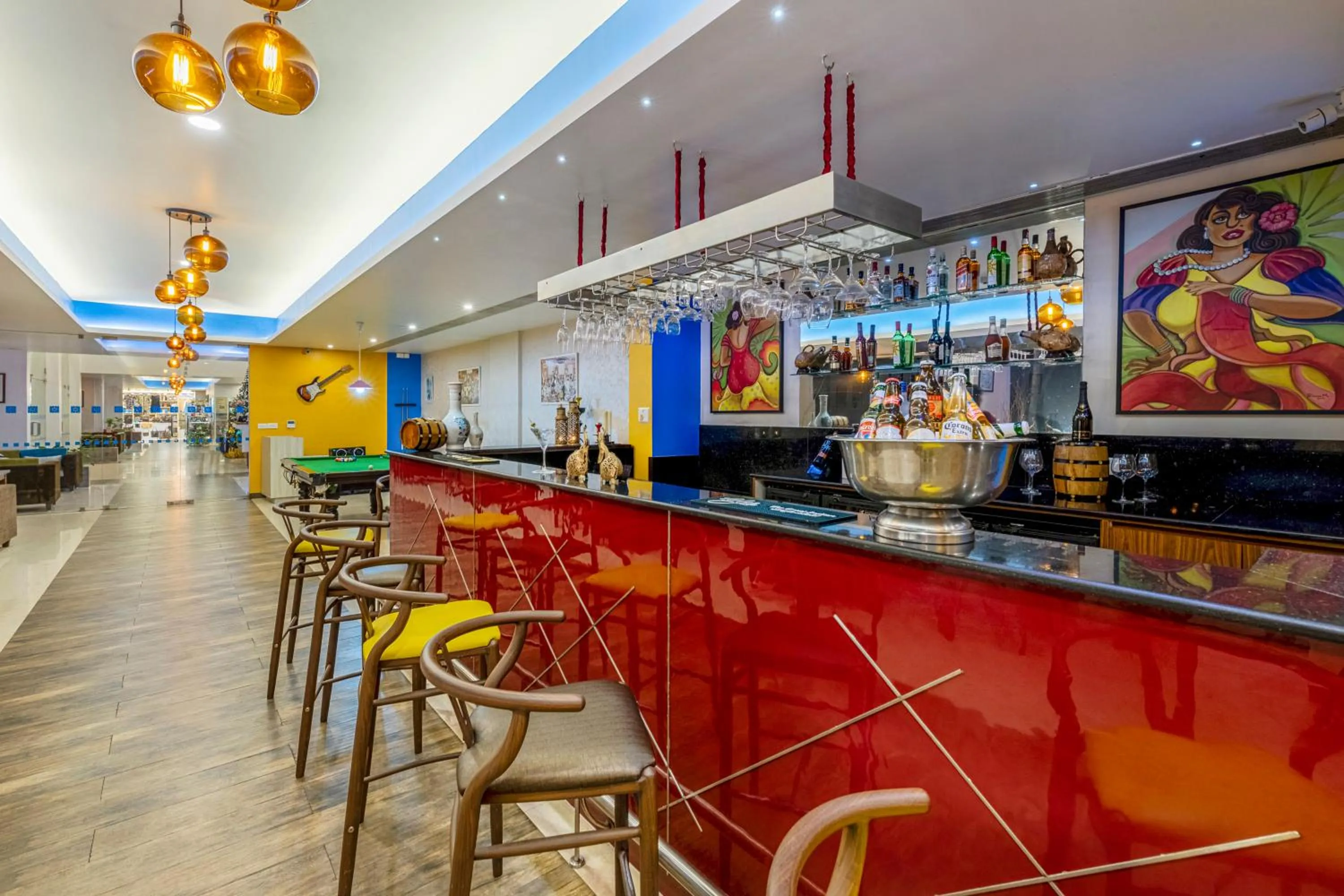 Lounge or bar in Sterling Goa Varca