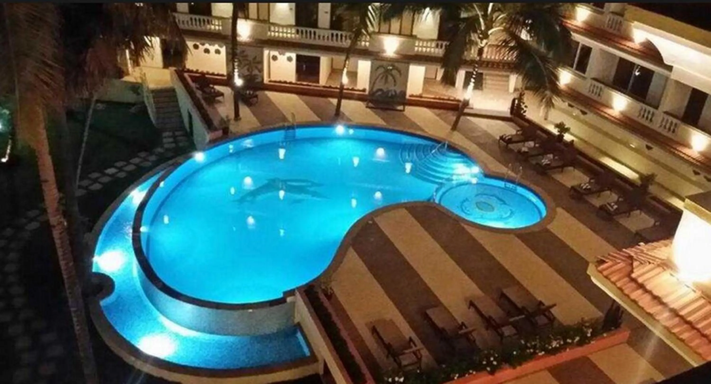 Swimming pool in Sterling Goa Varca