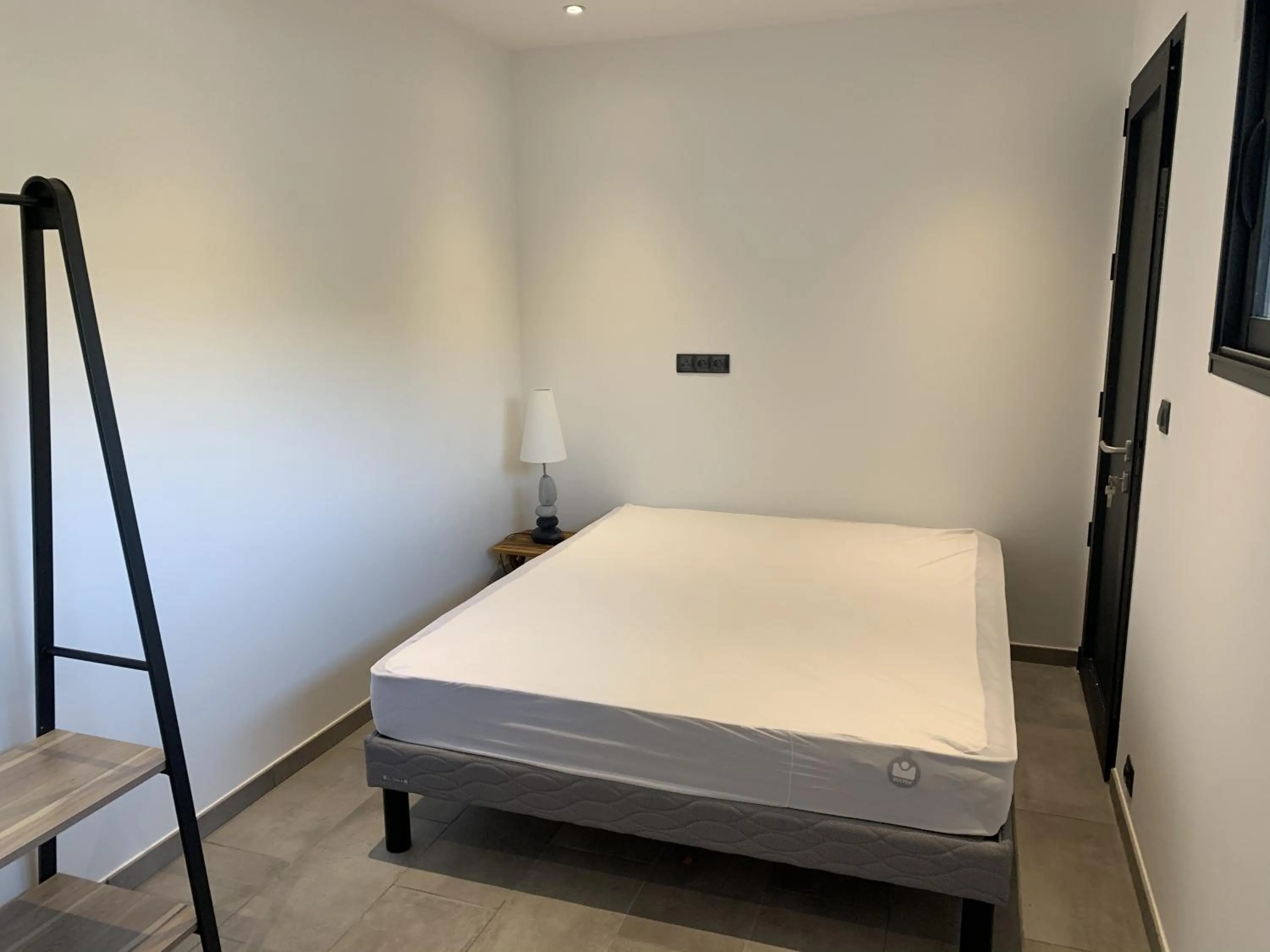 Bed in Résidence Les Jardins du Fort