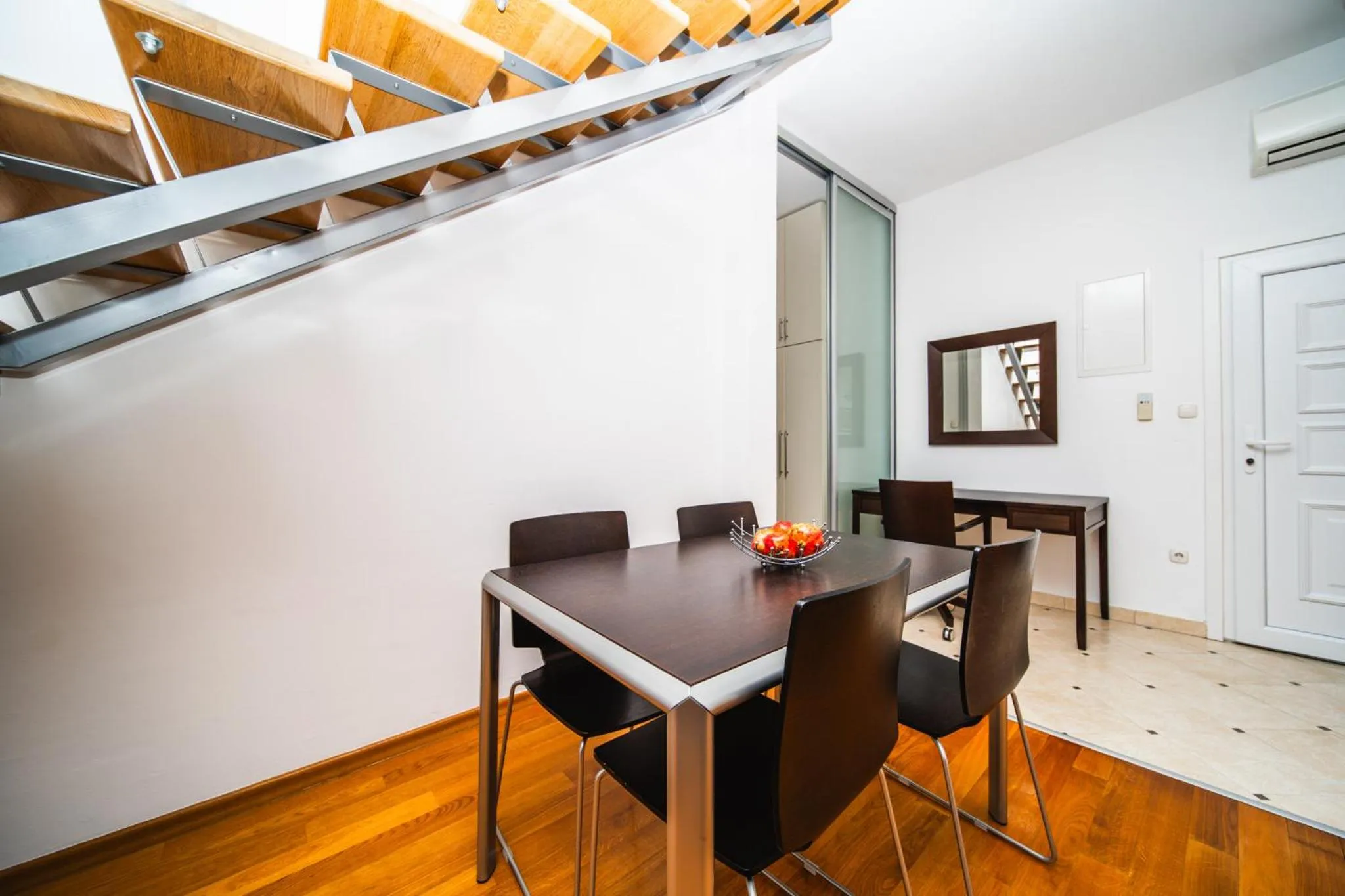 Living room in Pervanovo Apartments with Free Parking