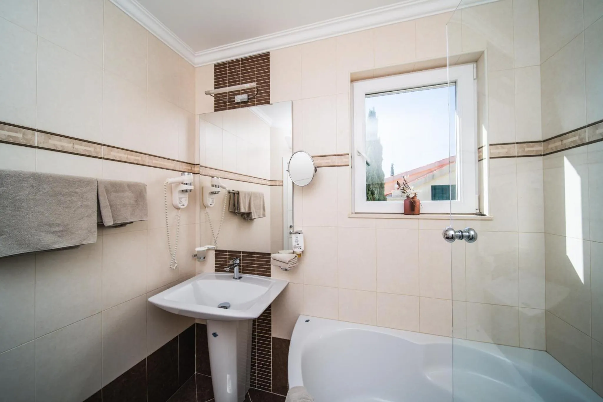 Bathroom in Pervanovo Apartments with Free Parking
