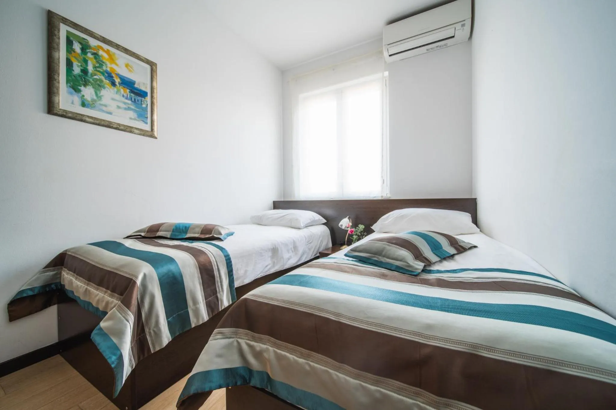 Bed in Pervanovo Apartments with Free Parking