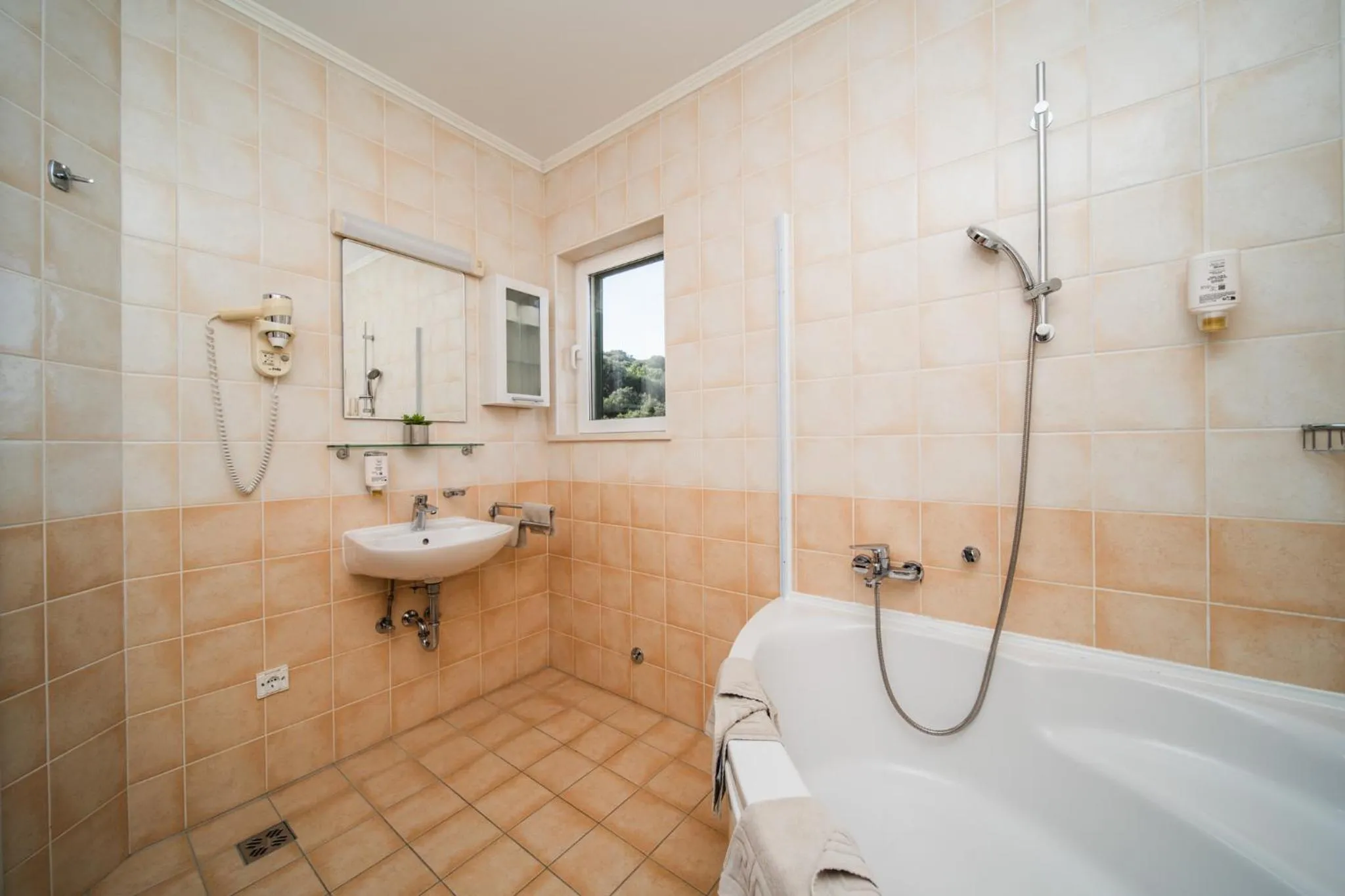 Bathroom in Pervanovo Apartments with Free Parking
