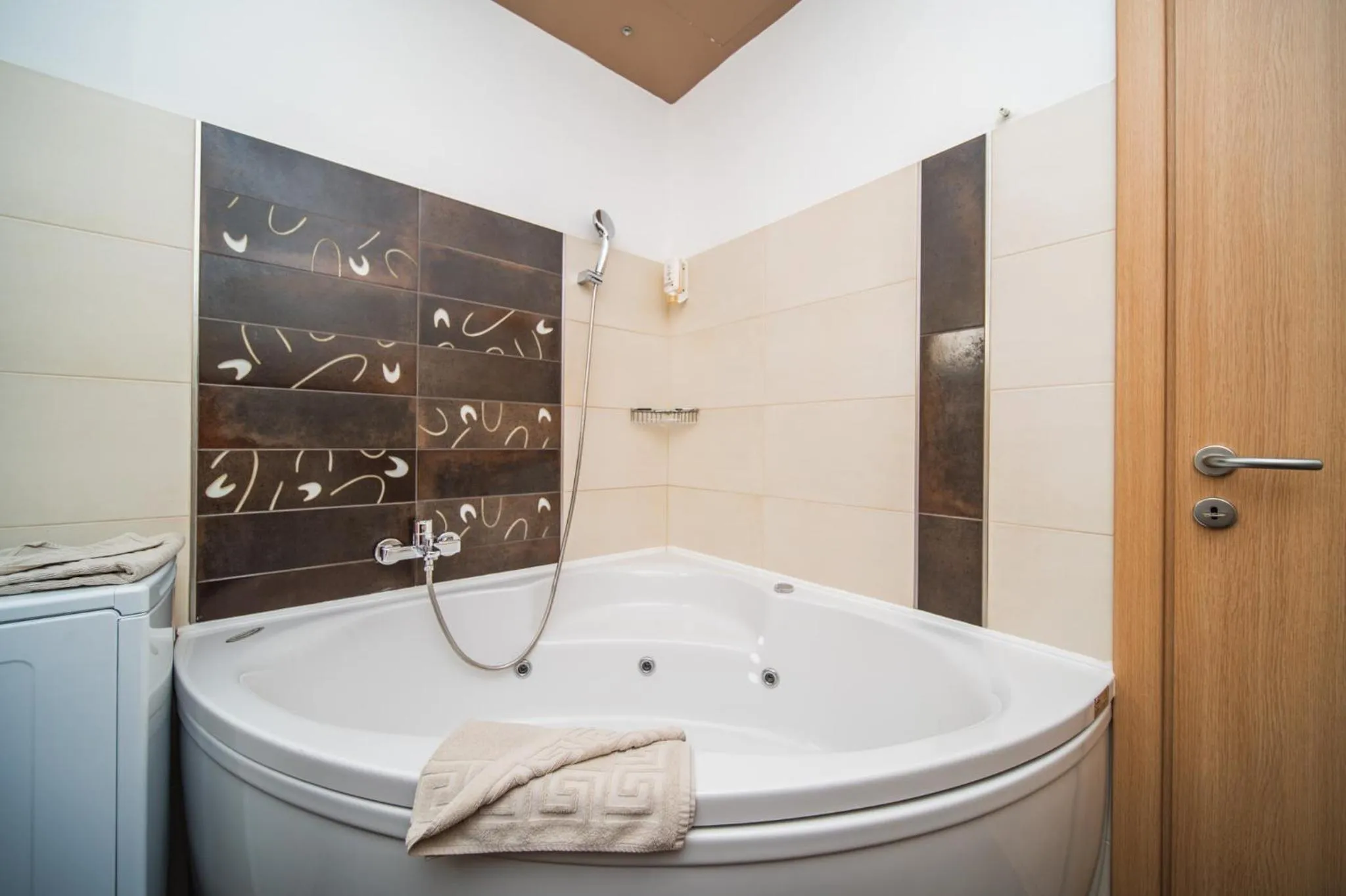 Bathroom in Pervanovo Apartments with Free Parking