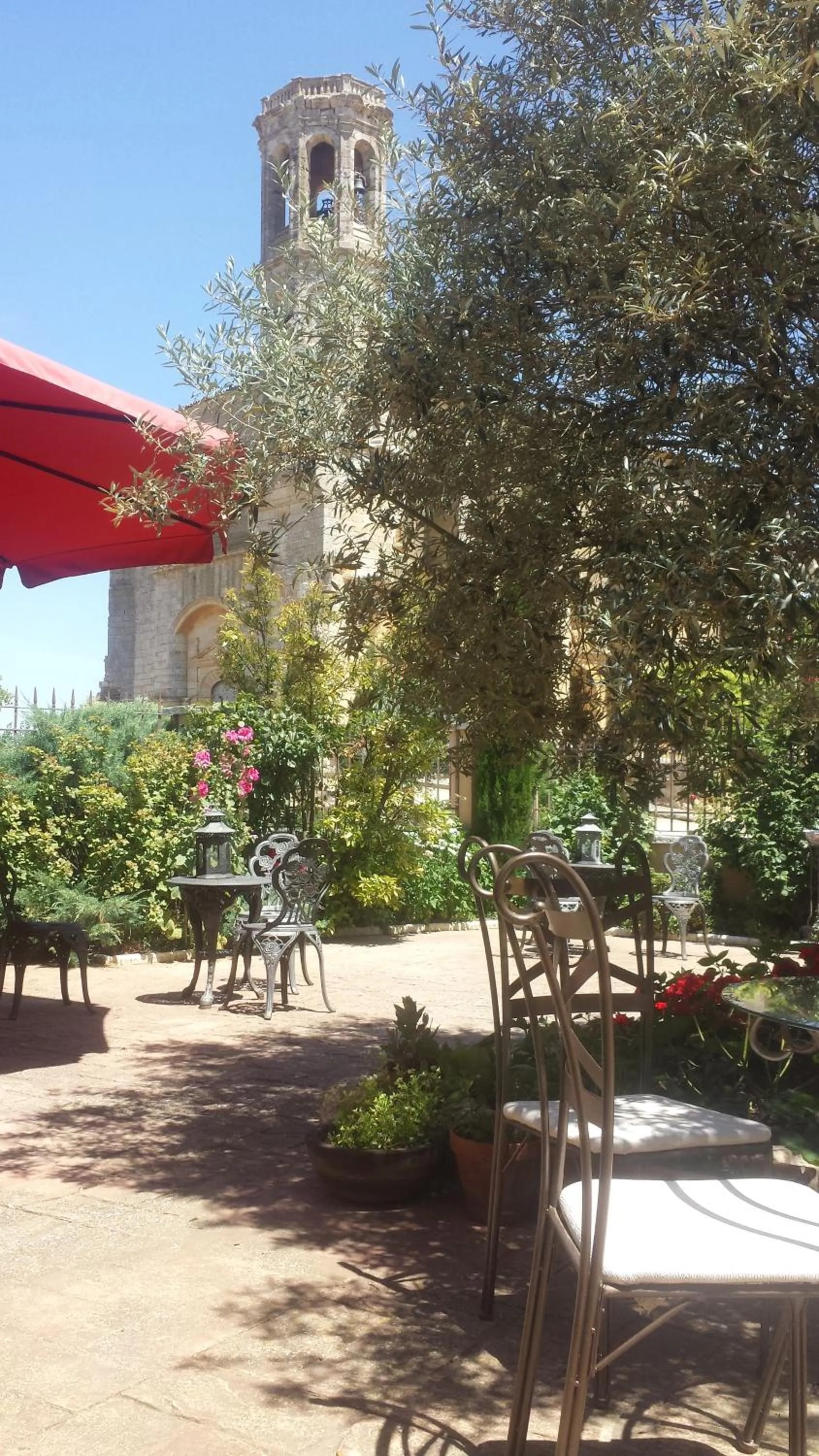 Garden in La Posada Del Canal