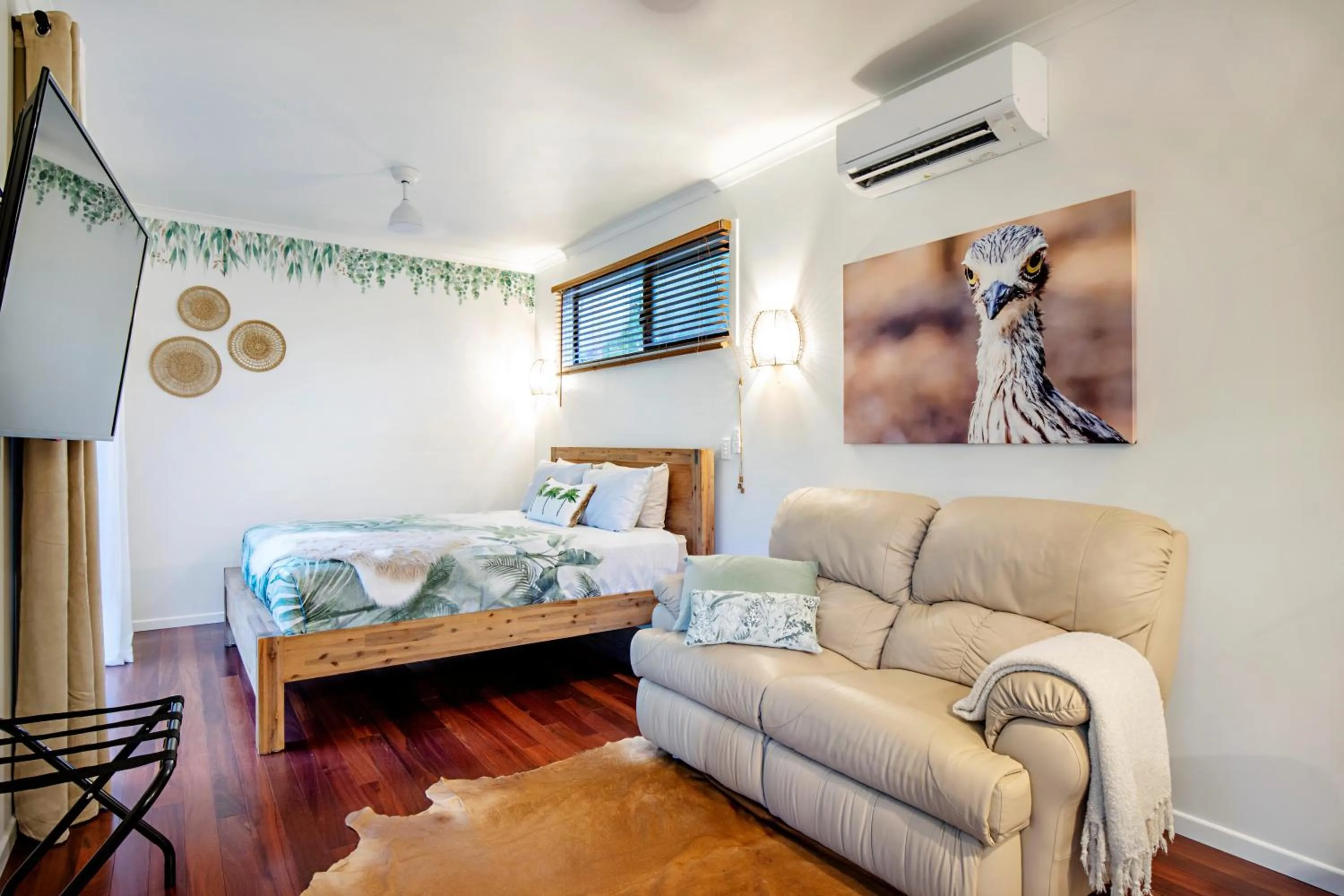 Bed in Airlie Beach Eco Cabins - Adults Only