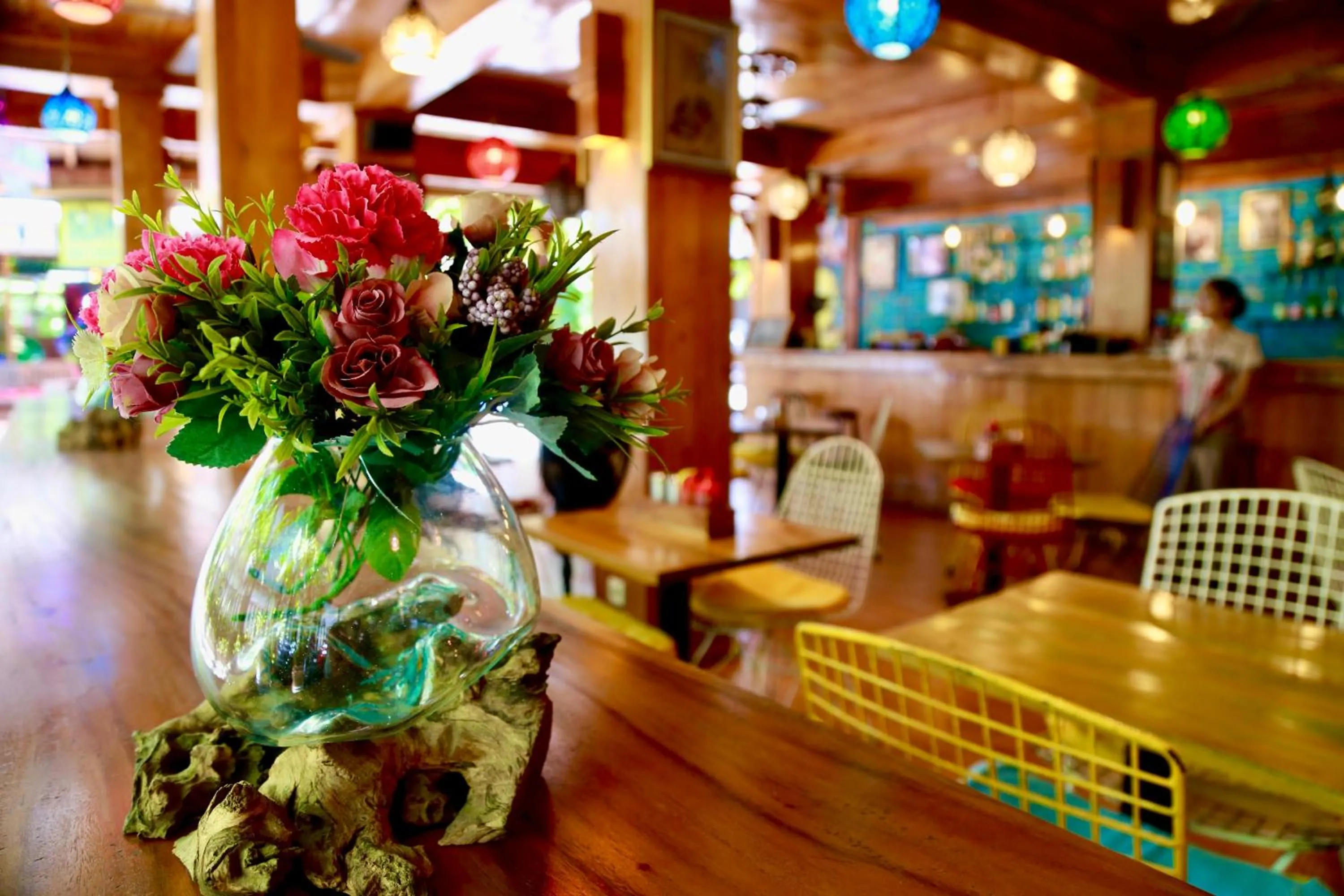 Restaurant/places to eat in Seahouse Bali Indah Beach Inn