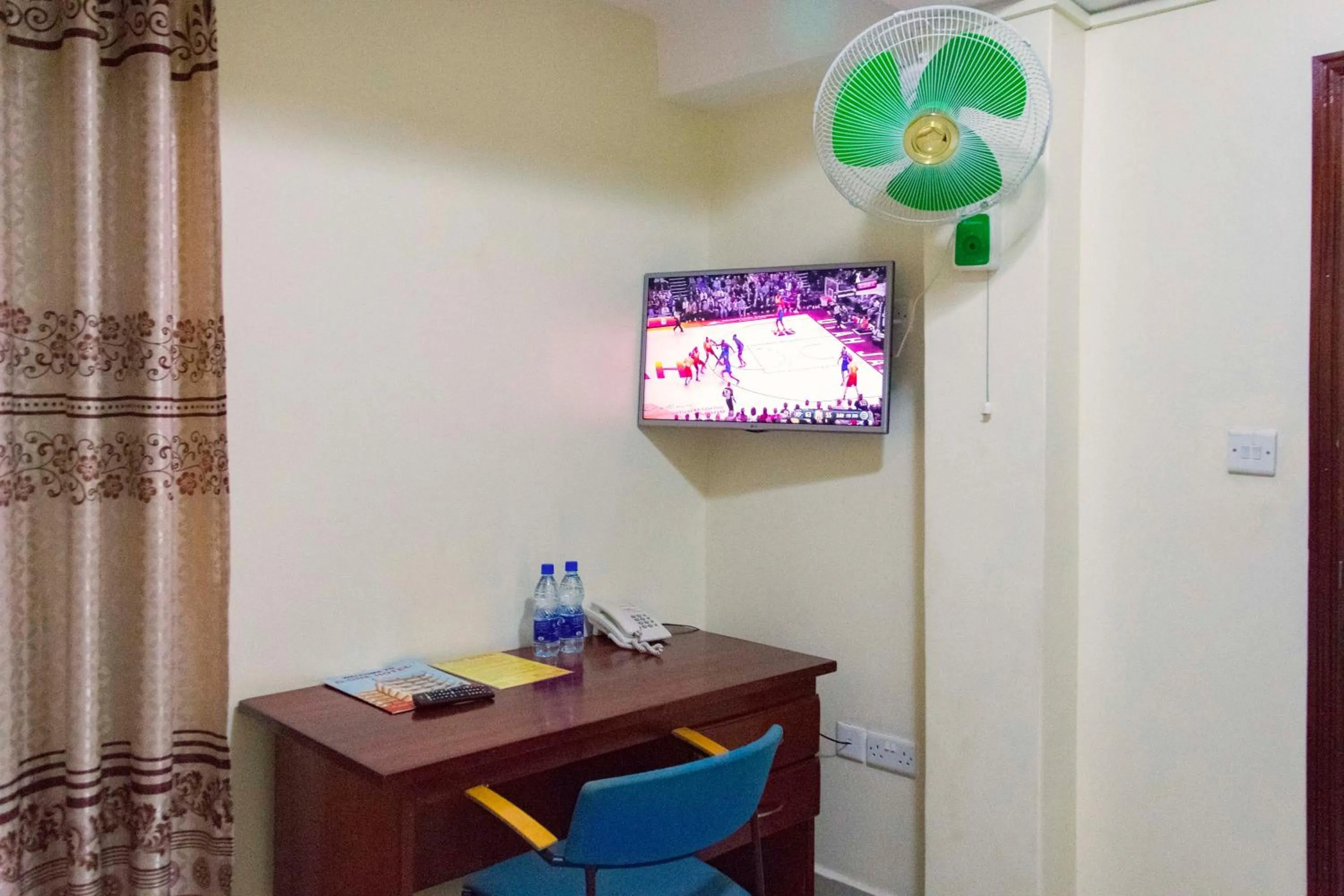TV and multimedia in G-One Hotel Kampala