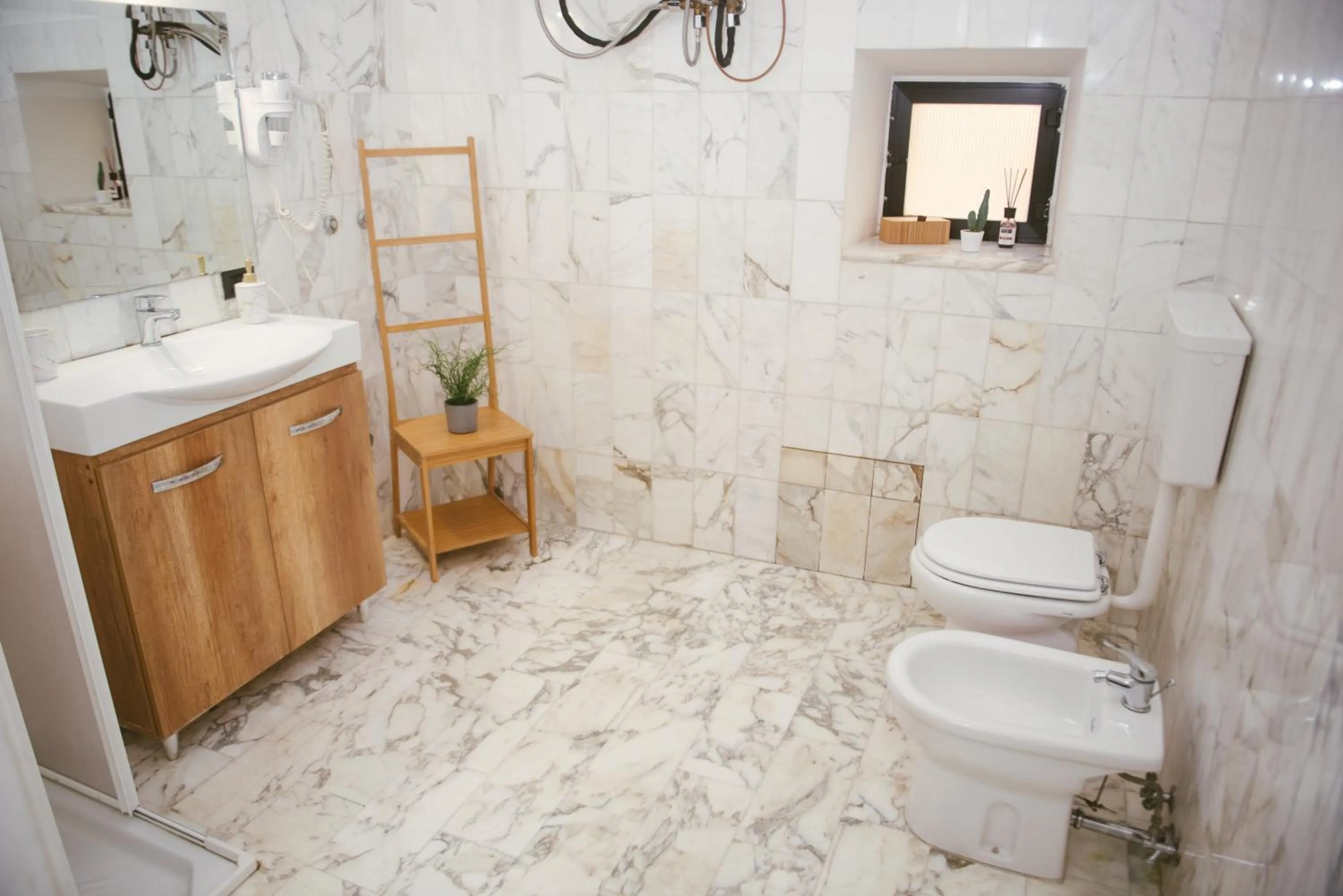 Shower in B&B Boteroom