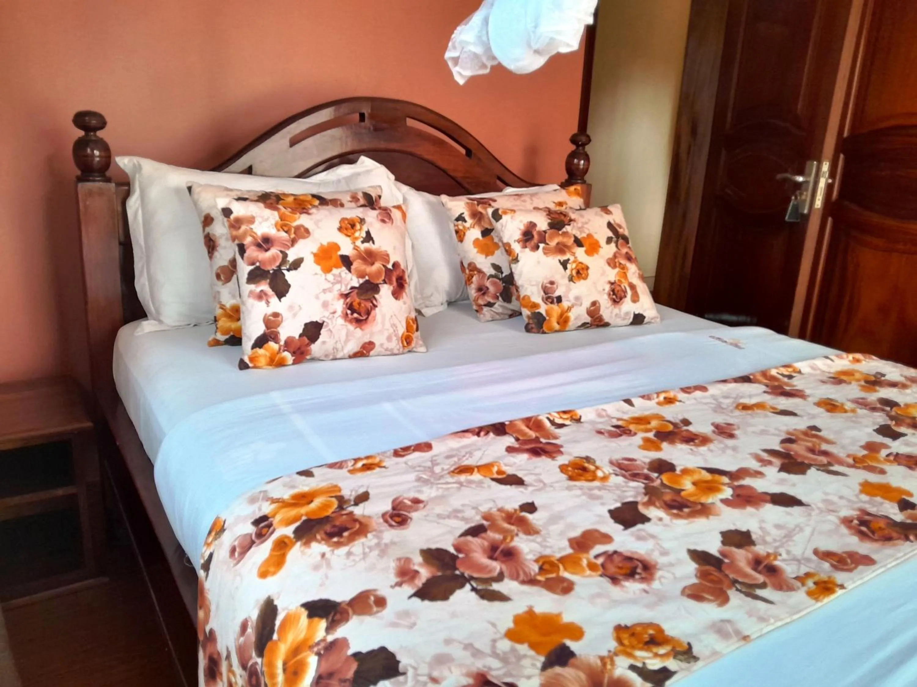 Olina Hotel and Apartments Kampala