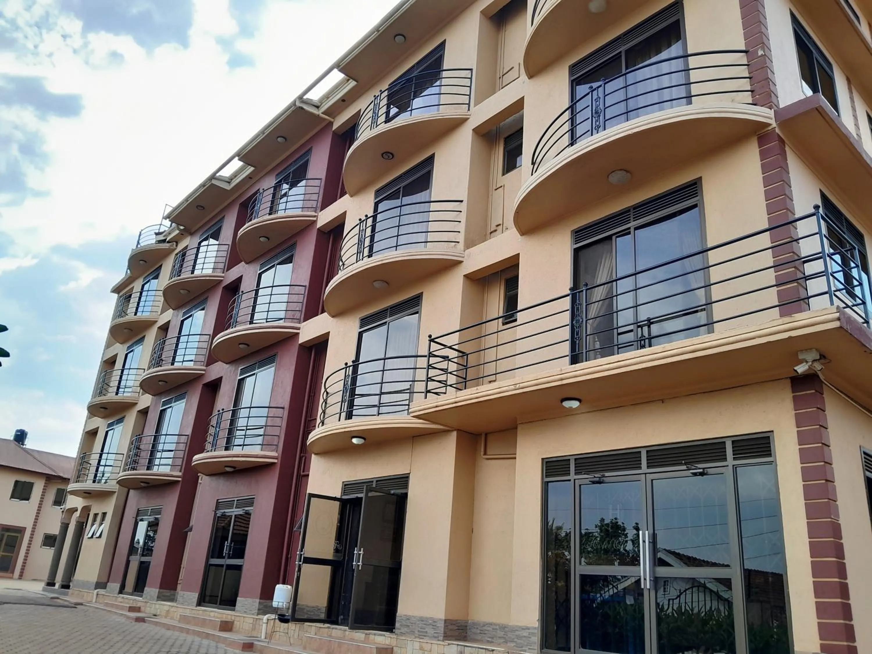 Olina Hotel and Apartments Kampala