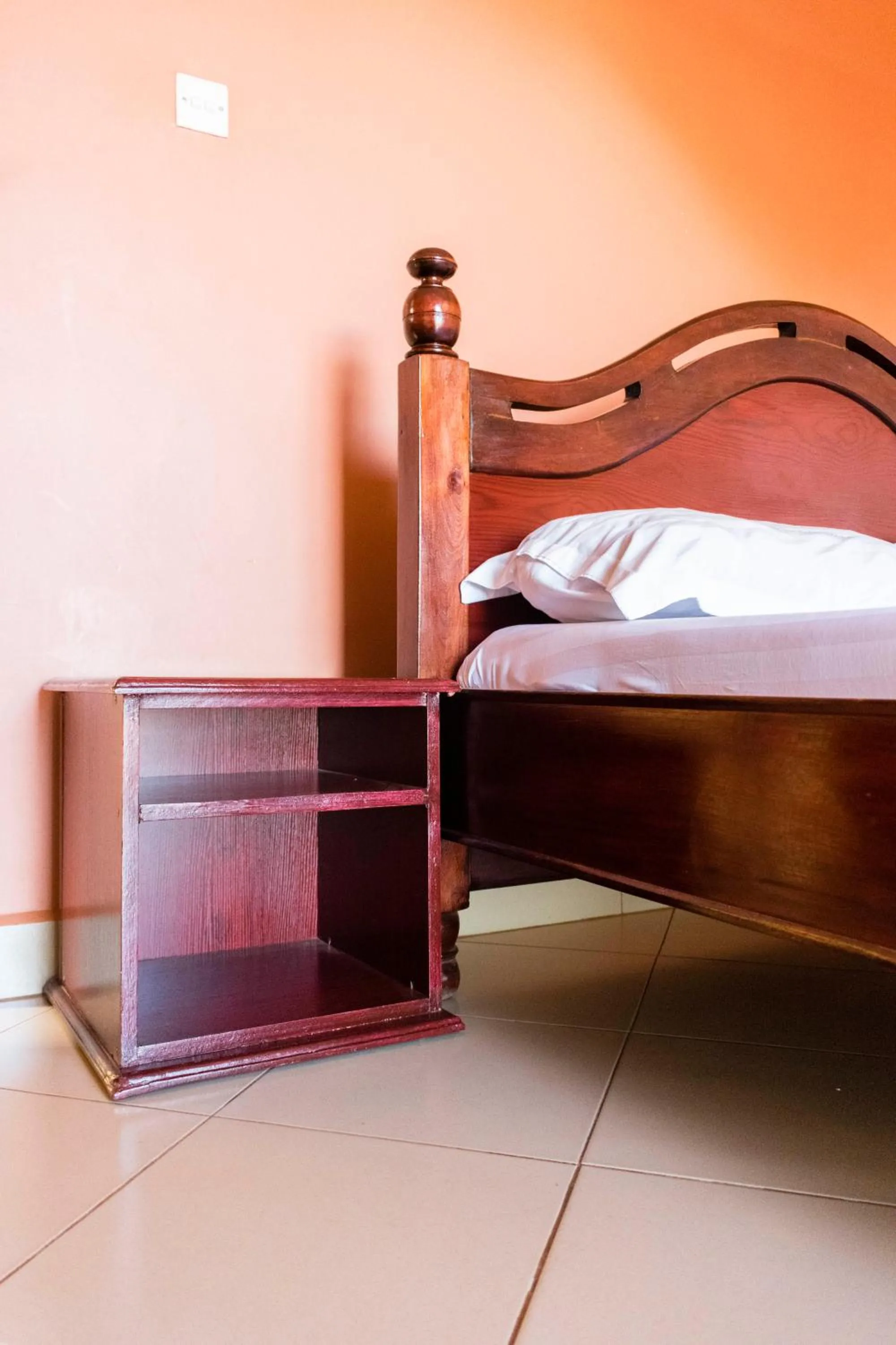 Bed in Olina Hotel and Apartments Kampala