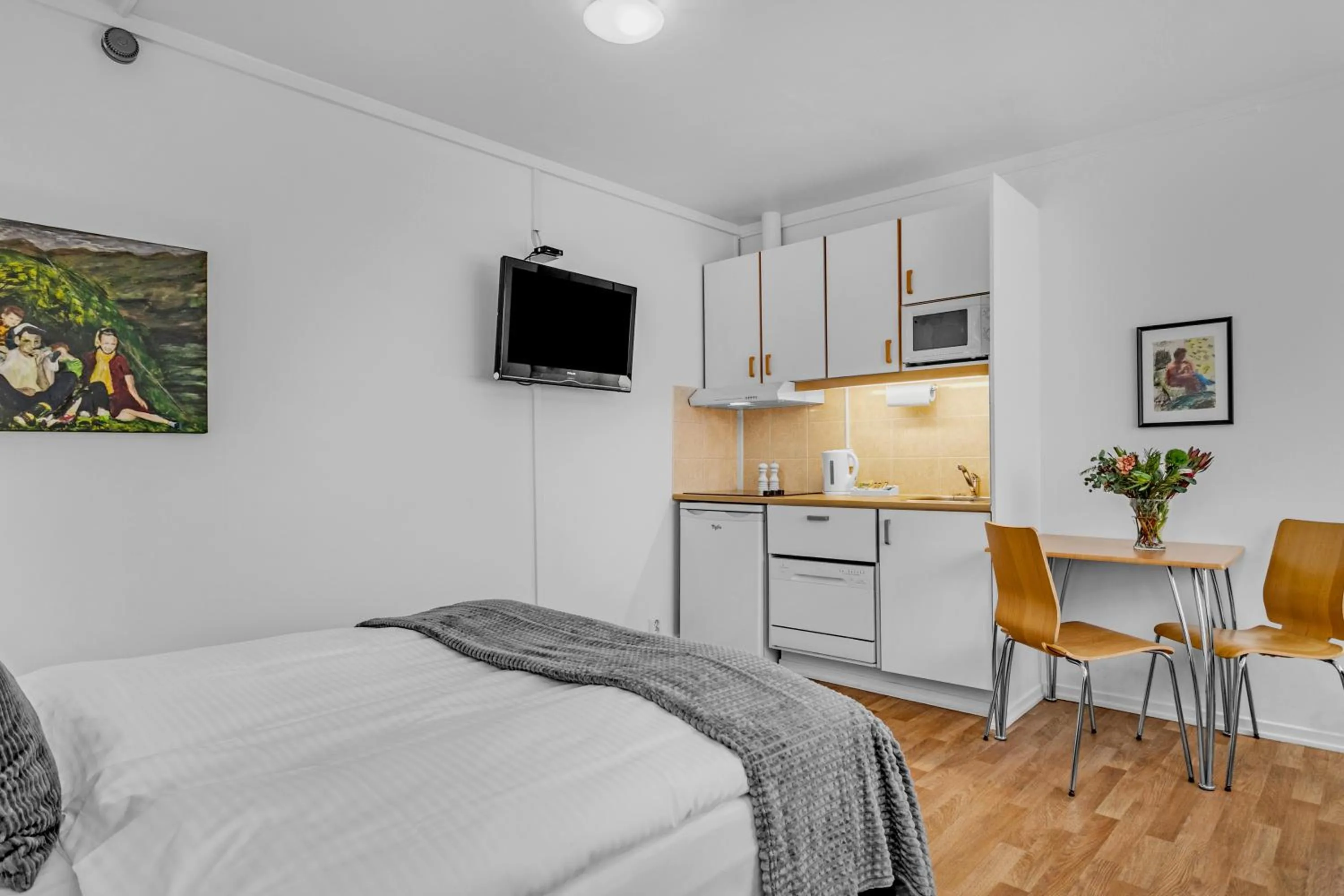 Coffee/tea facilities, Bed in Castle House Luxury Apartments