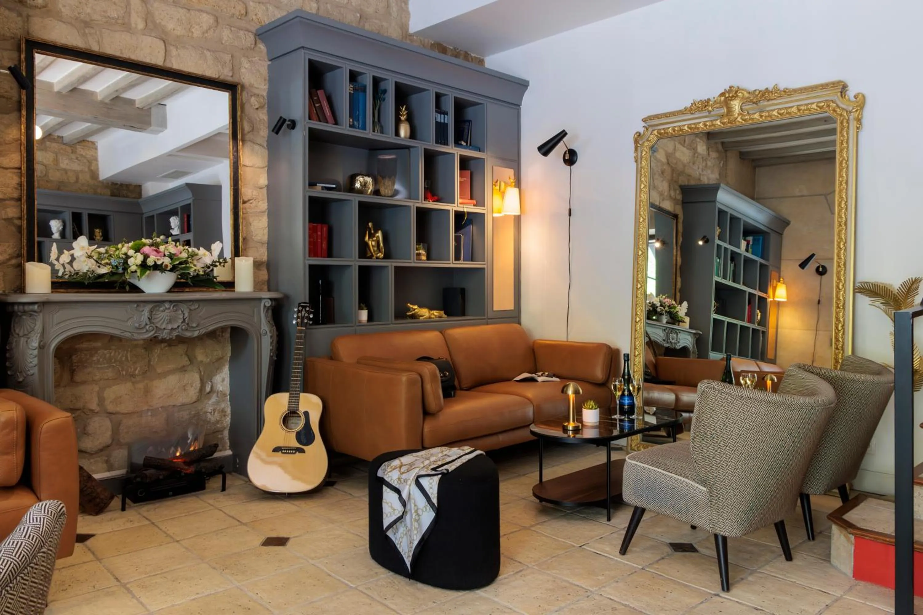 Lounge or bar in Hôtel Saint Martin Bastille