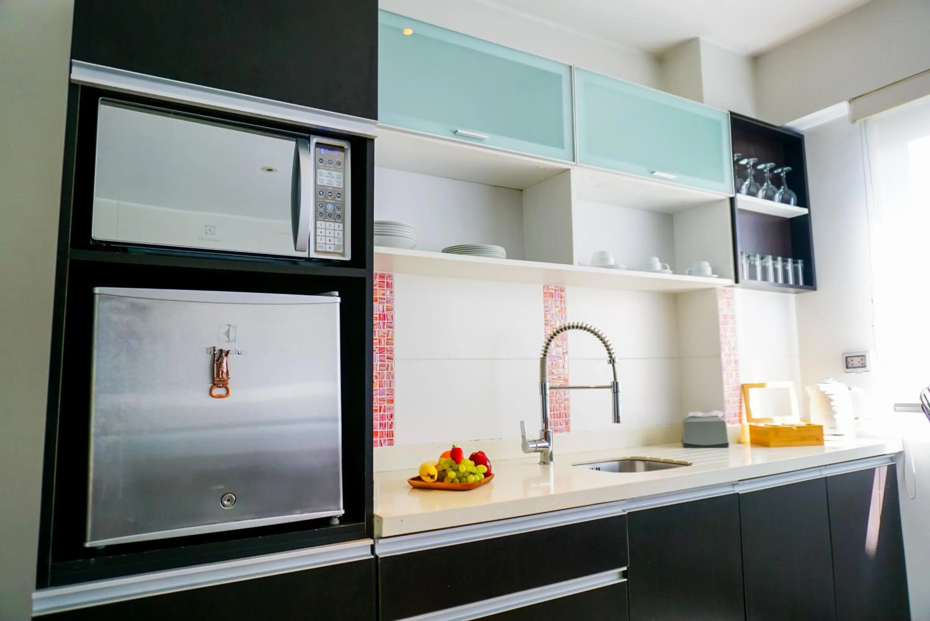 Kitchen or kitchenette in Apart Hotel Petit Palace Suites