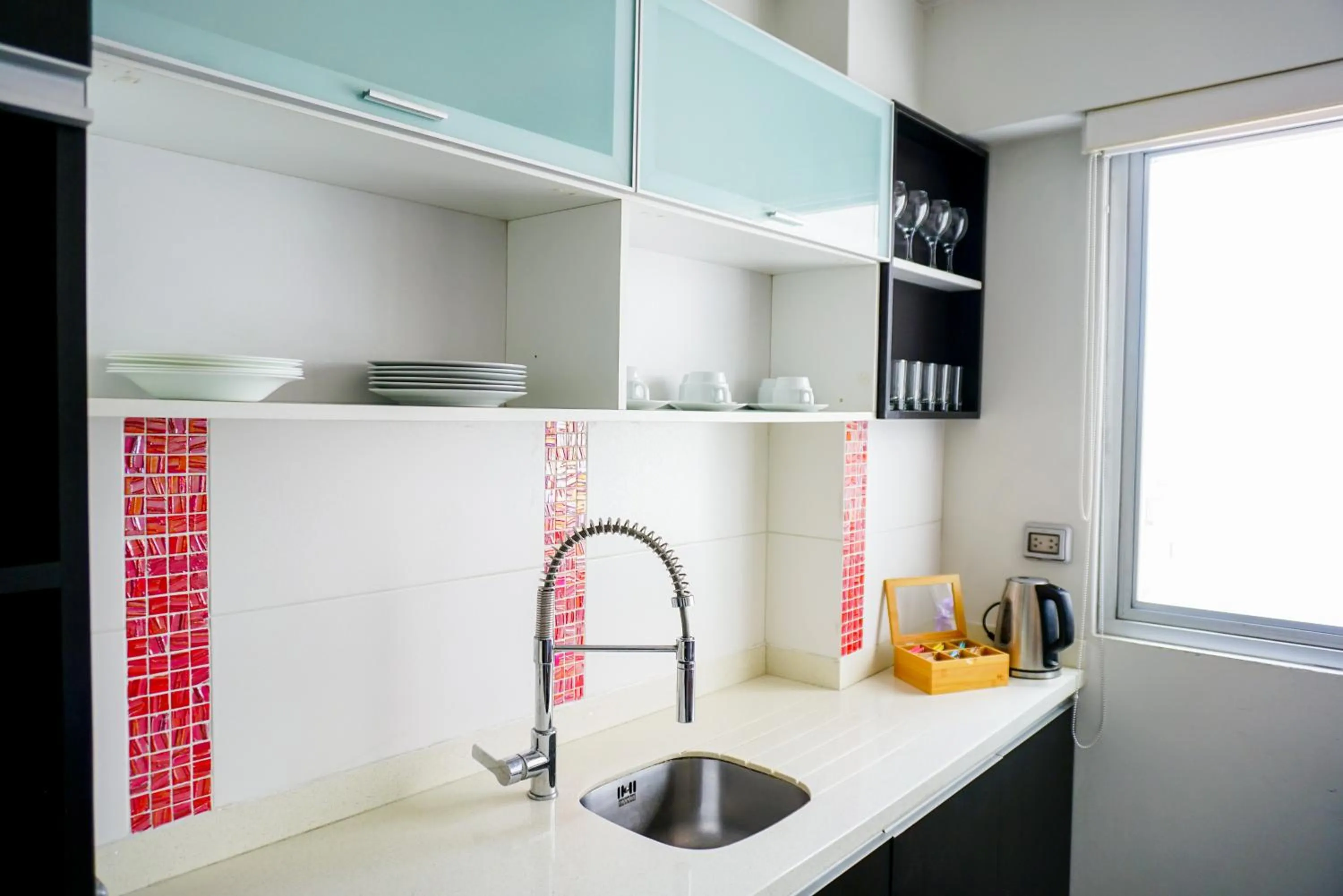 Coffee/tea facilities in Apart Hotel Petit Palace Suites