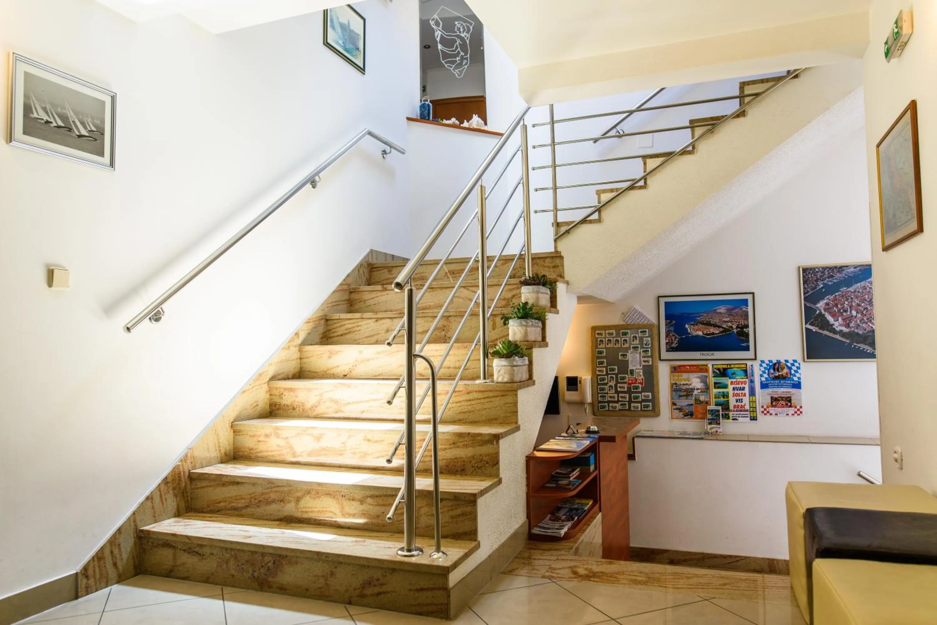 Lobby or reception in Villa Jidro