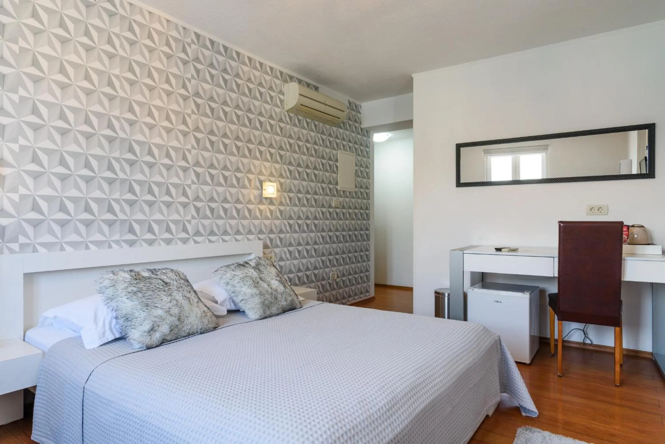 Bedroom, Bed in Villa Jidro