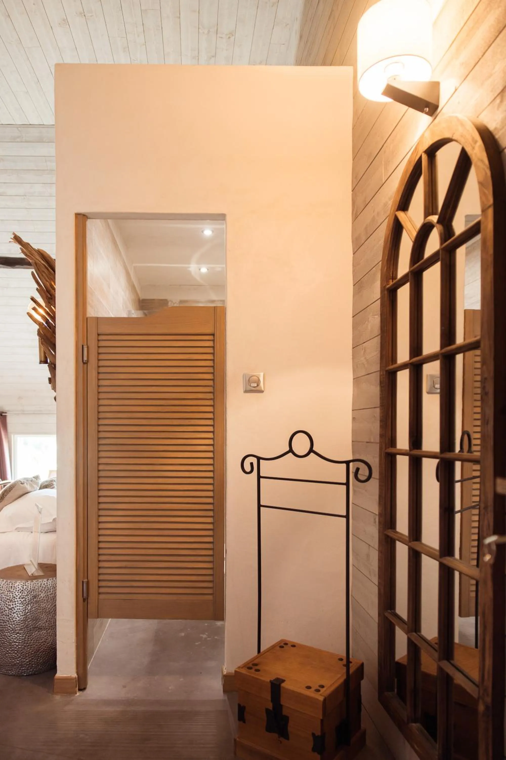 Bedroom, Bed in Abri Cosy - Suite Romantique en Camargue