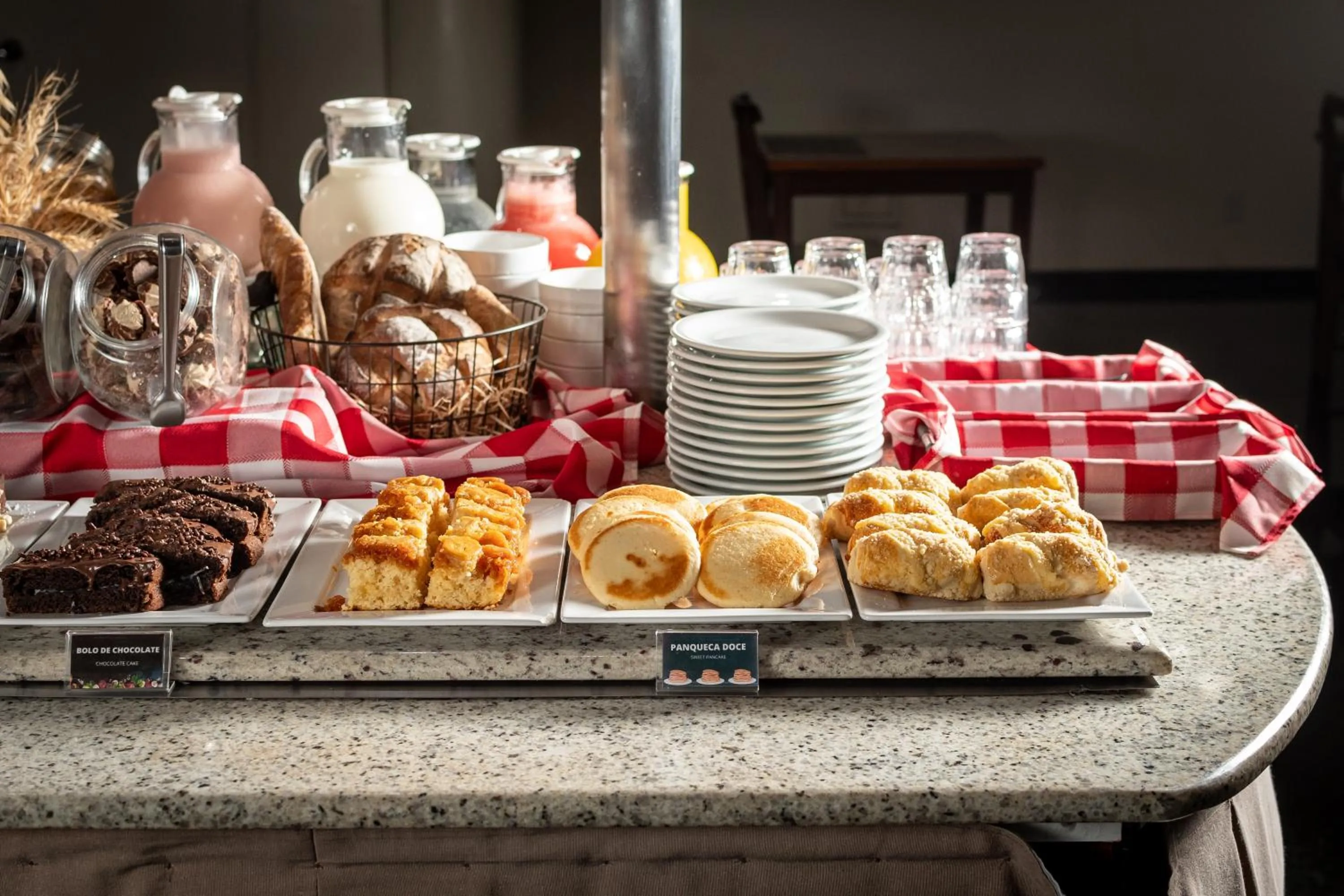 Breakfast in Brivali Hotel e Eventos