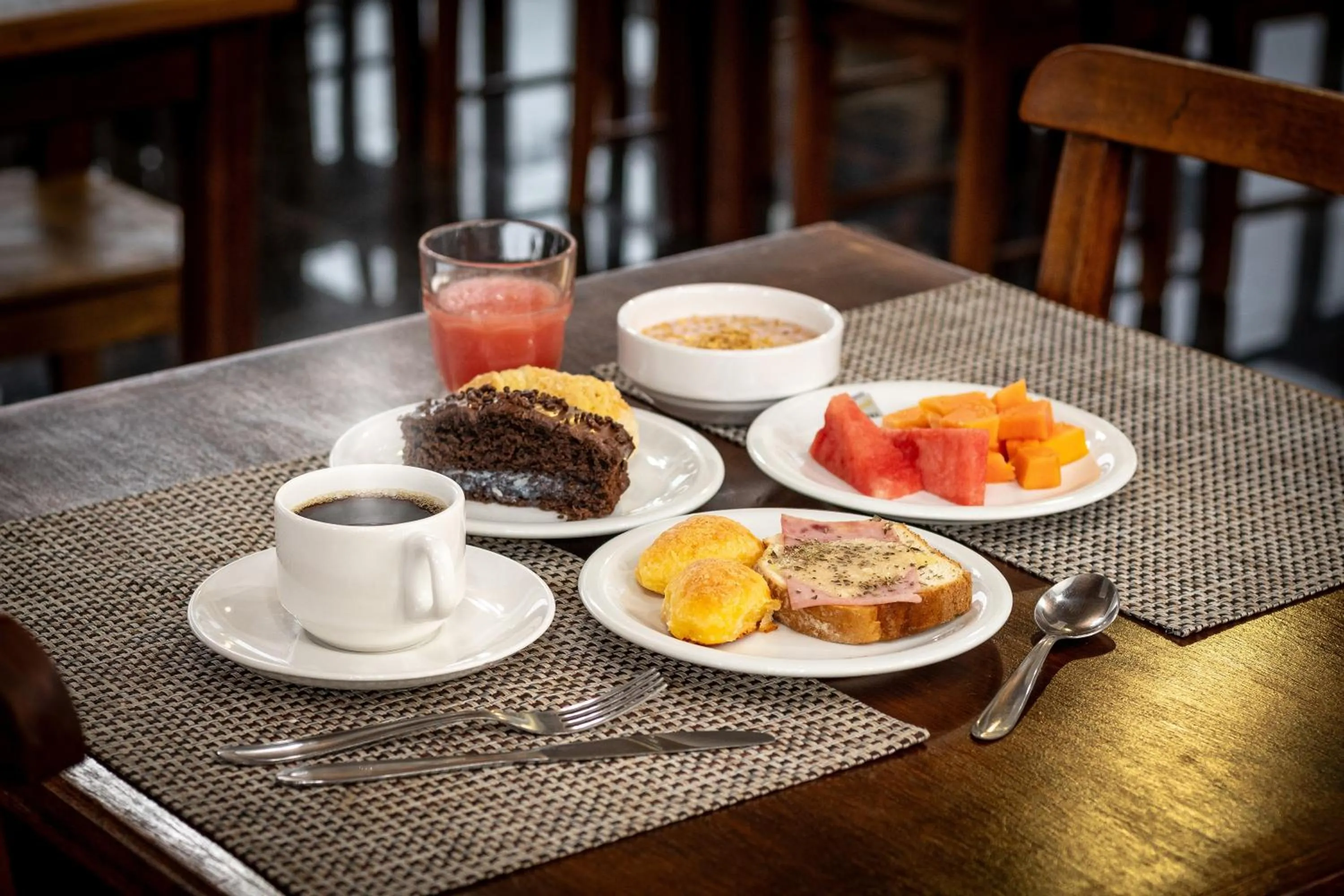 Breakfast in Brivali Hotel e Eventos