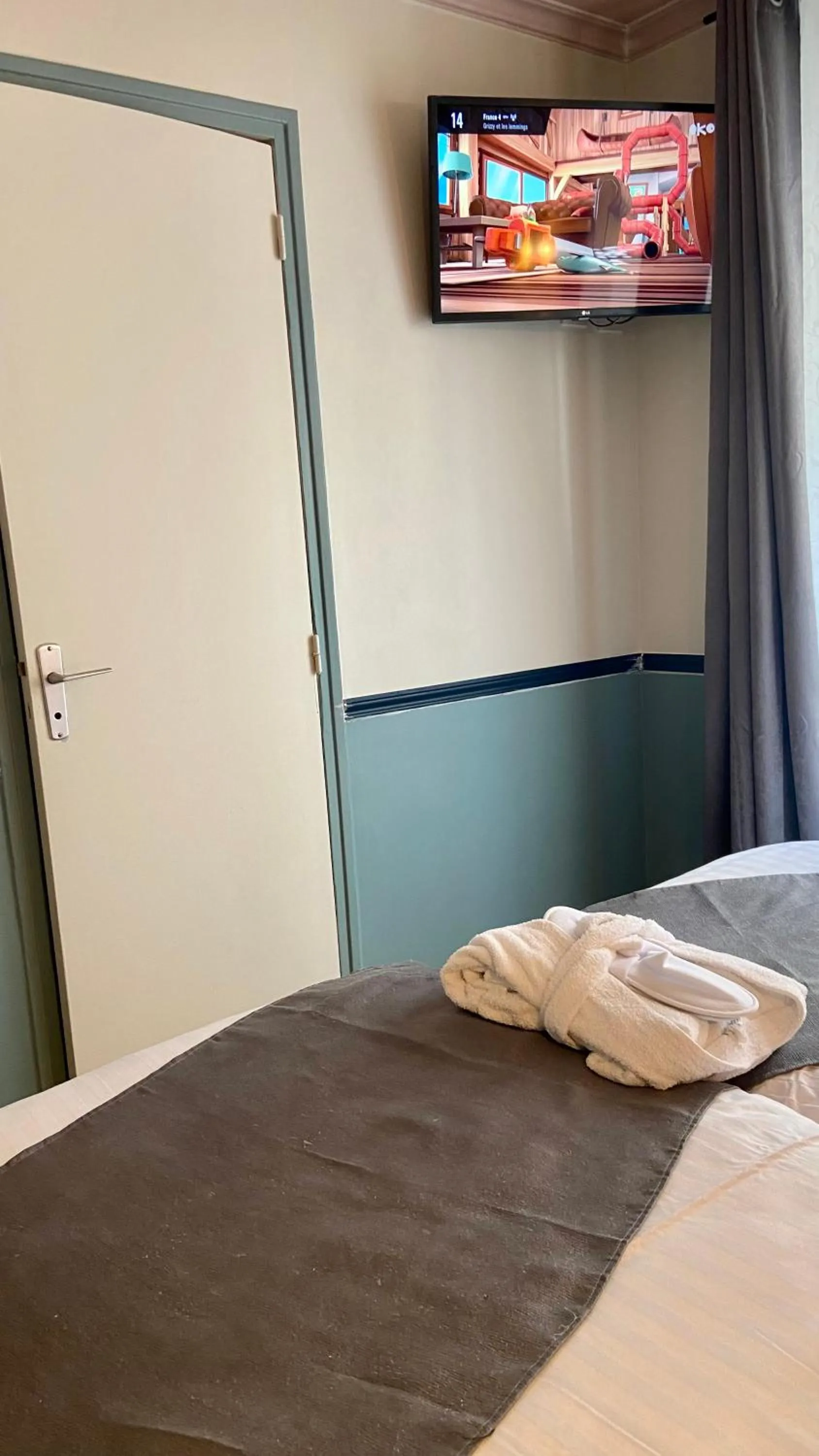 Bed in Amadeus Hotel