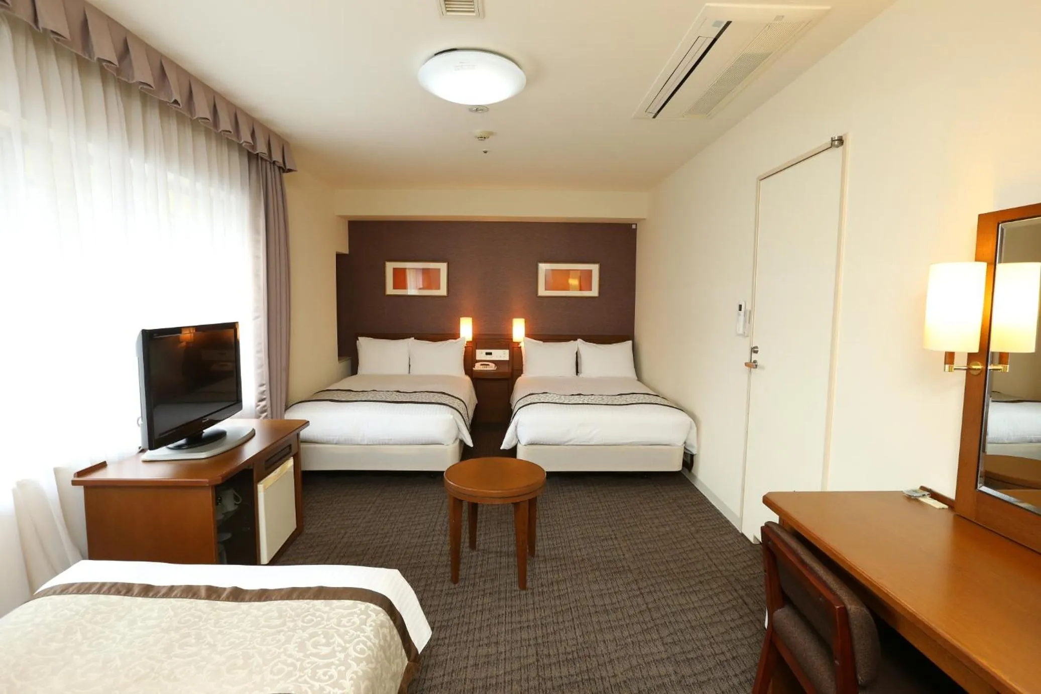 Bed in Hotel Hokke Club Osaka