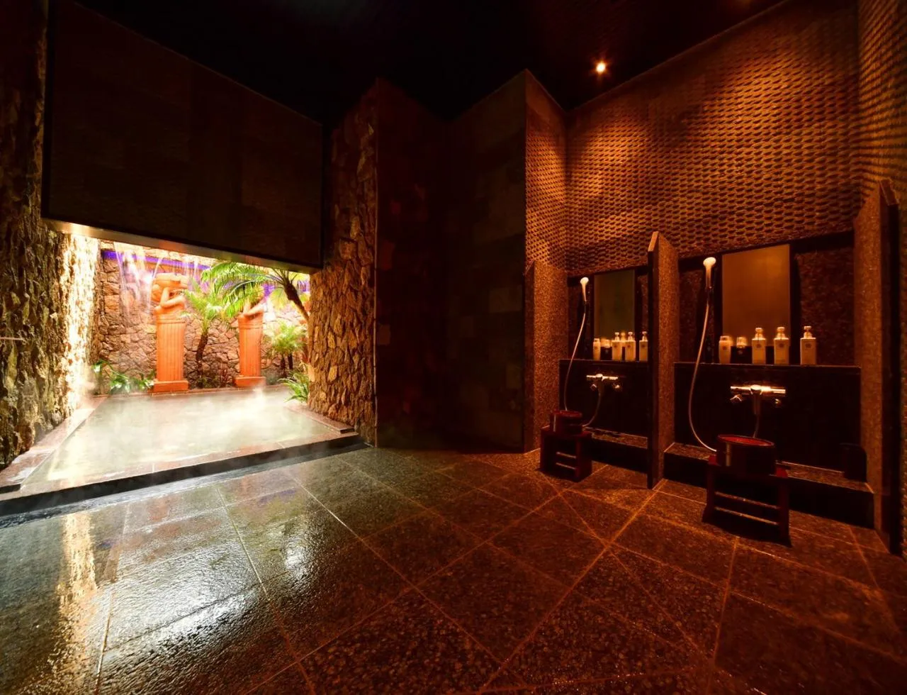 Hot Spring Bath in Balinese onsen ryokan Hakone Airu