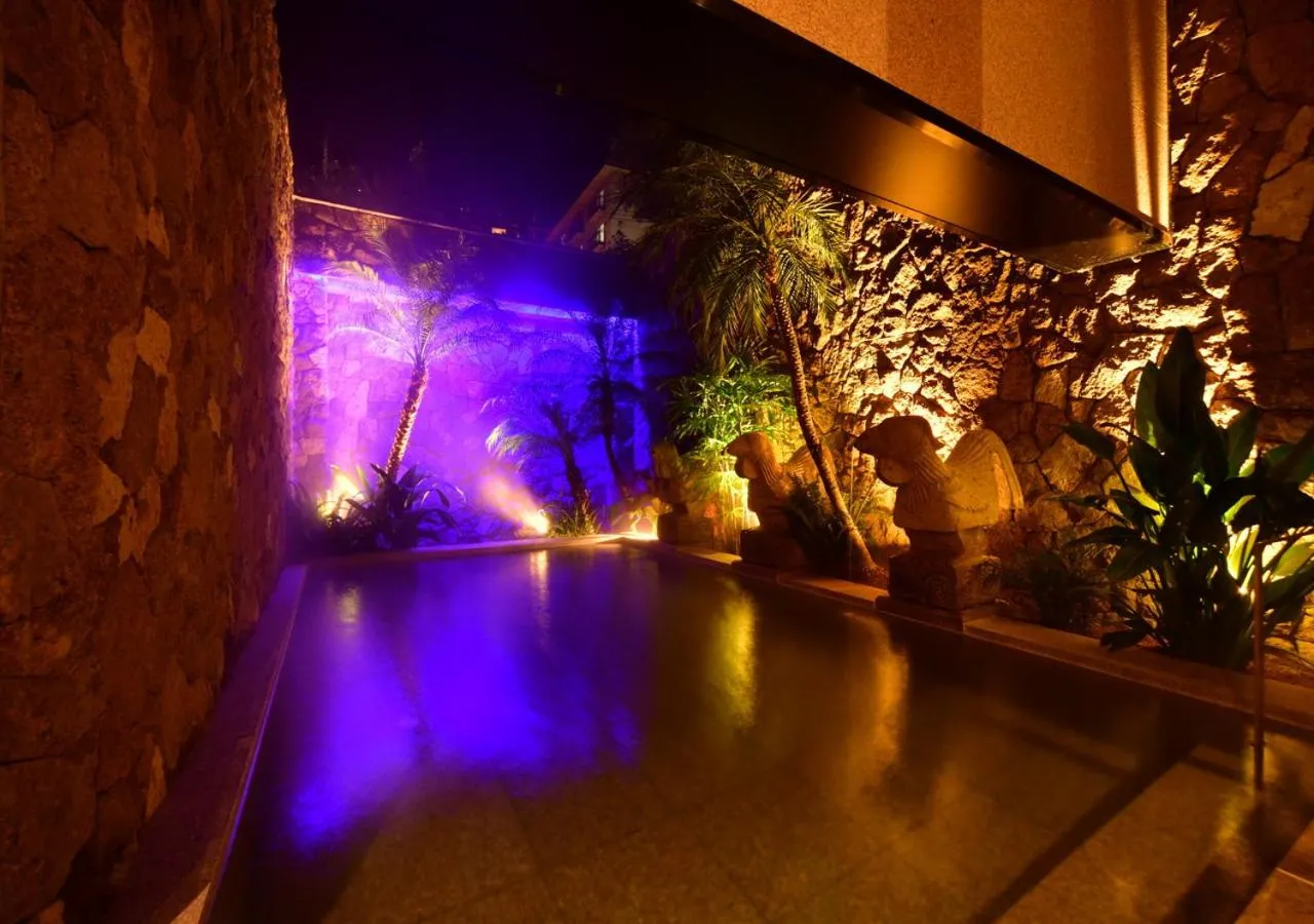 Hot Spring Bath in Balinese onsen ryokan Hakone Airu