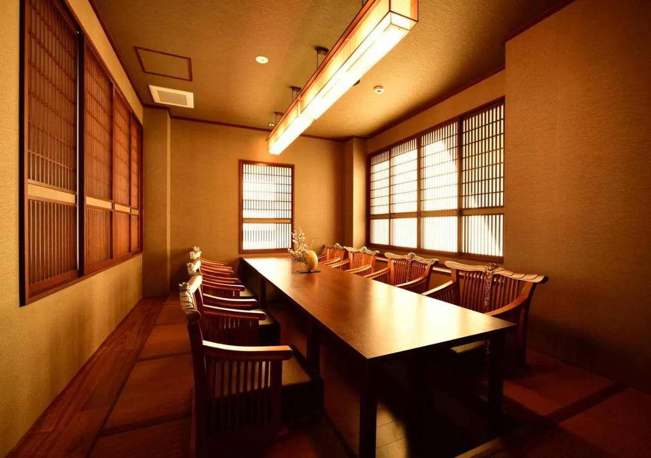 Restaurant/places to eat in Balinese onsen ryokan Hakone Airu