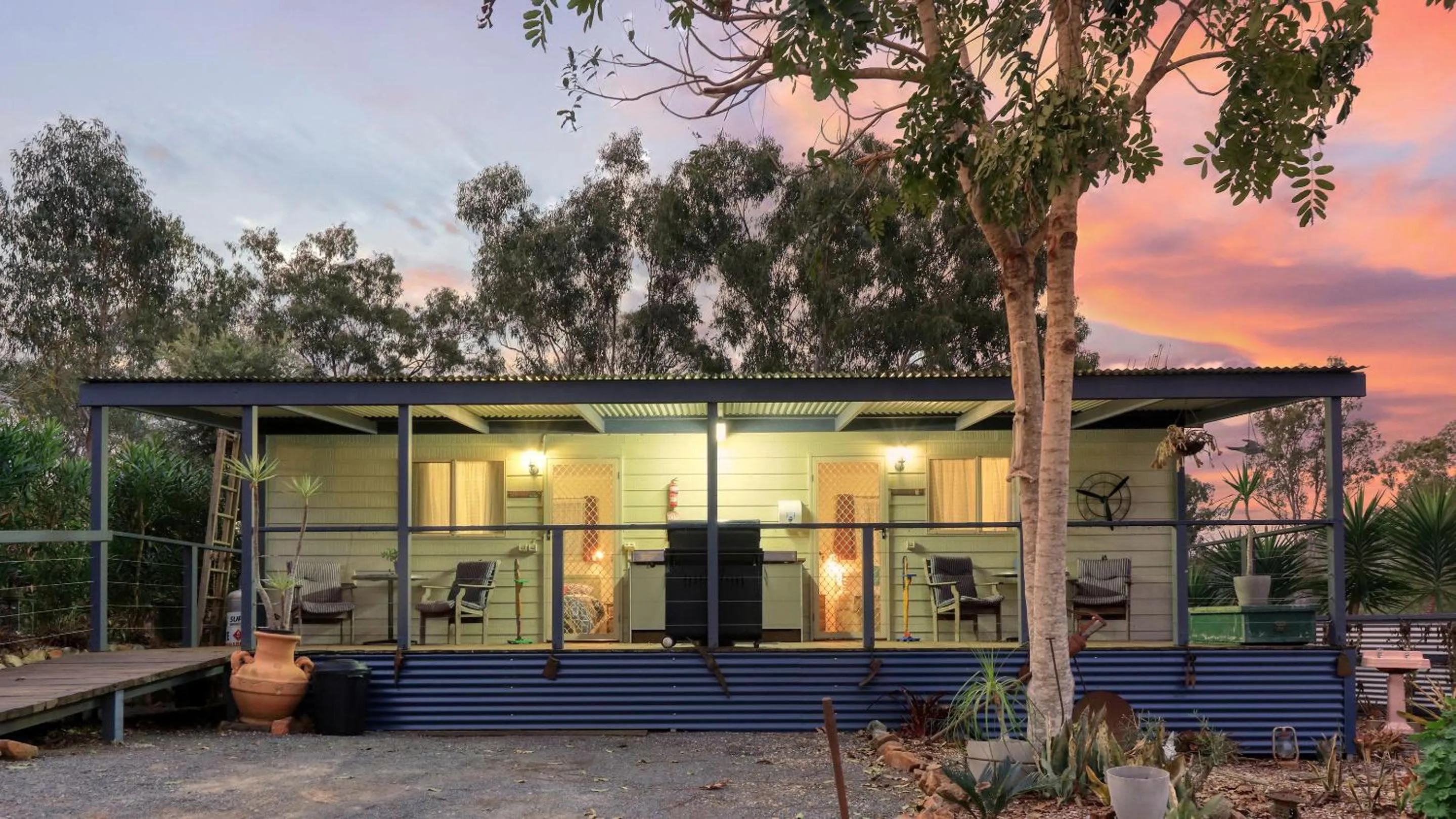 Property building in Silver Wattle Cabins
