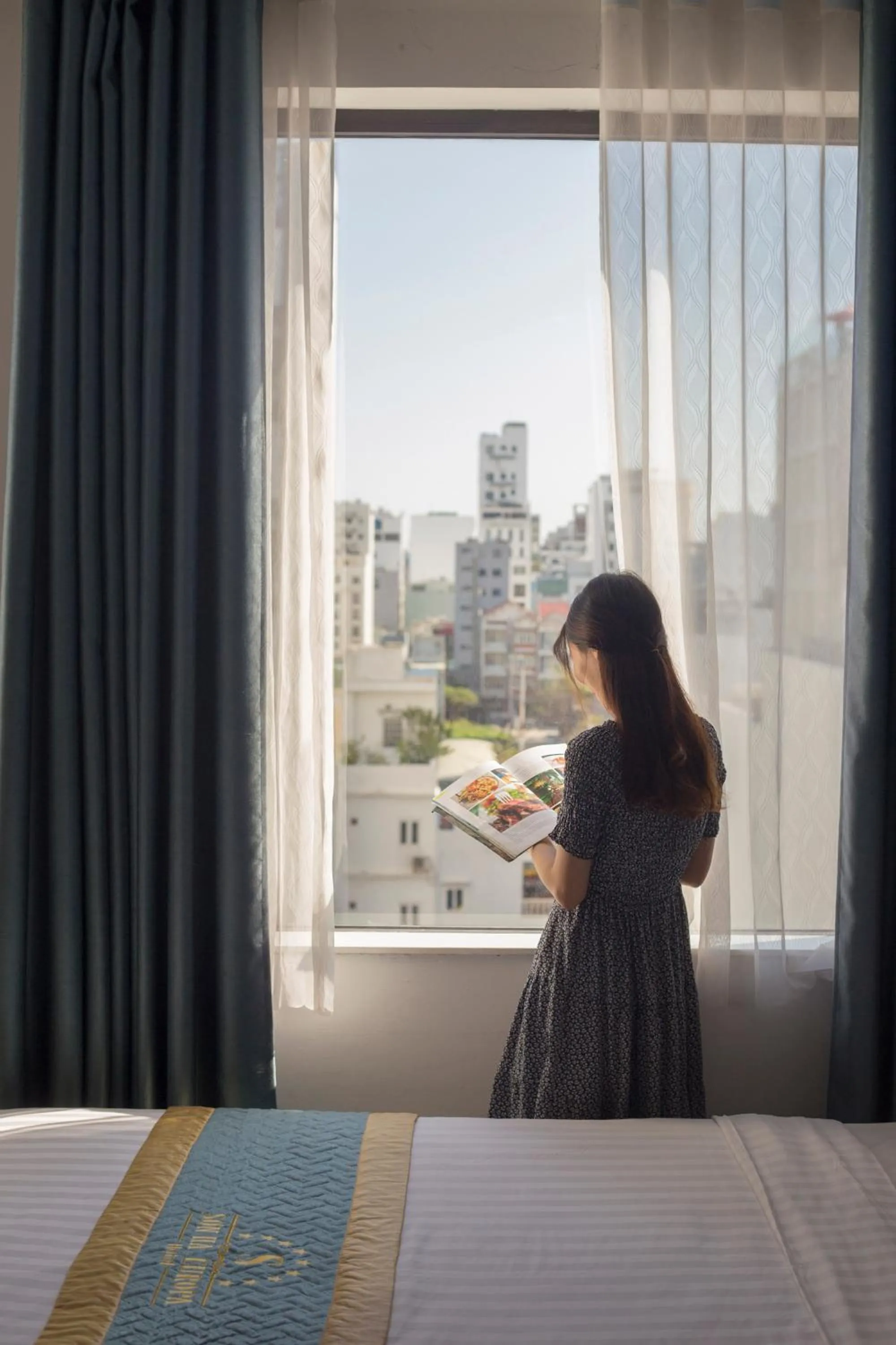 City view, Bed in Maxhome Luxury Hotel