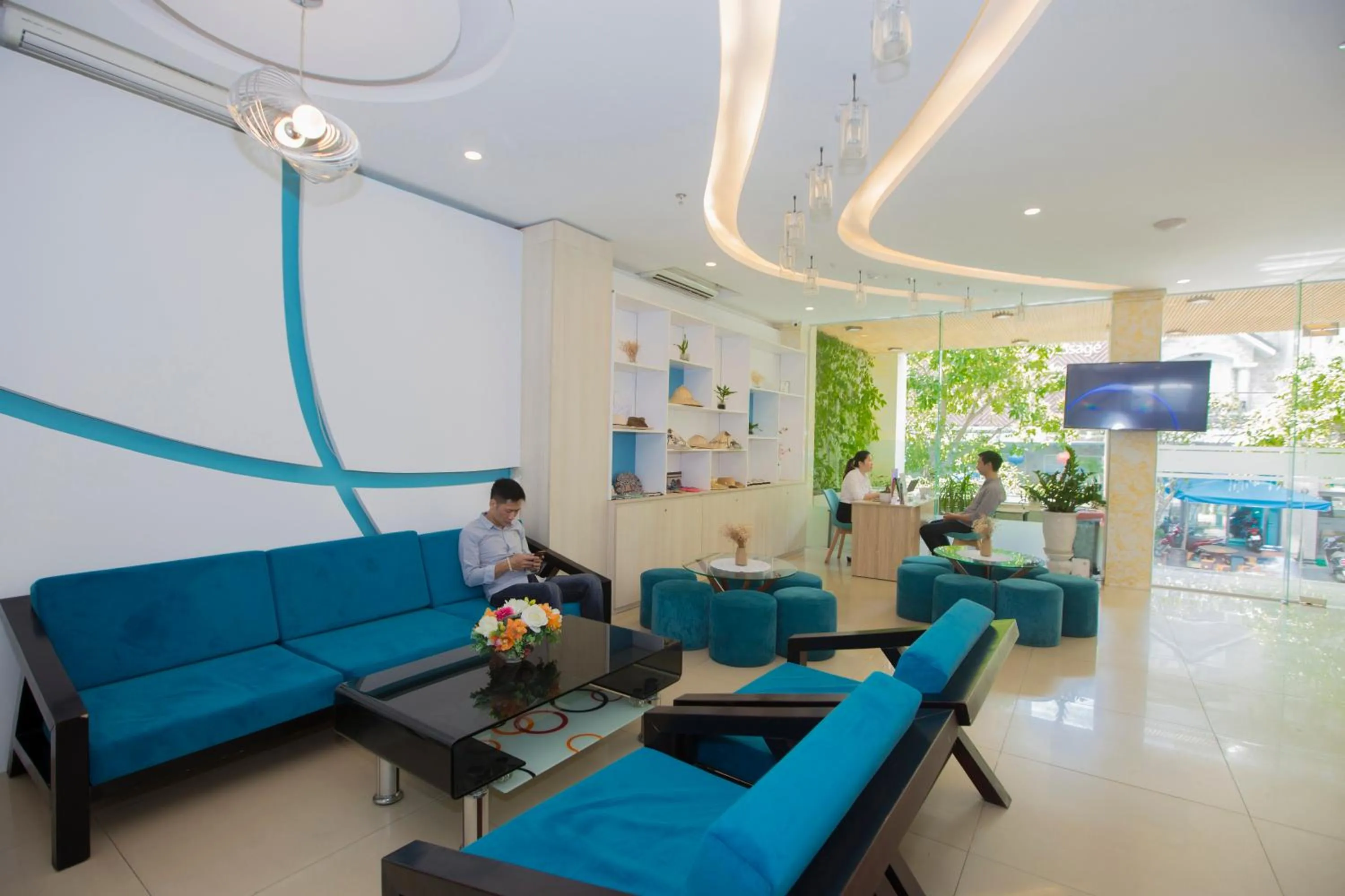 Living room in Maxhome Luxury Hotel