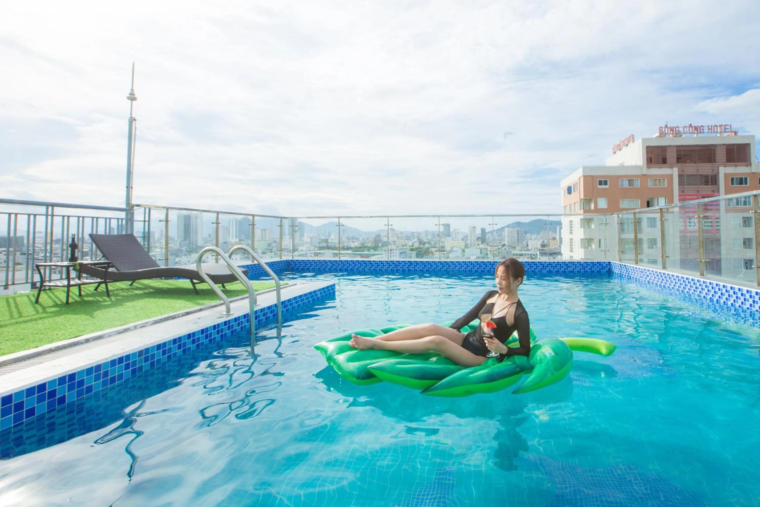 People in Maxhome Luxury Hotel